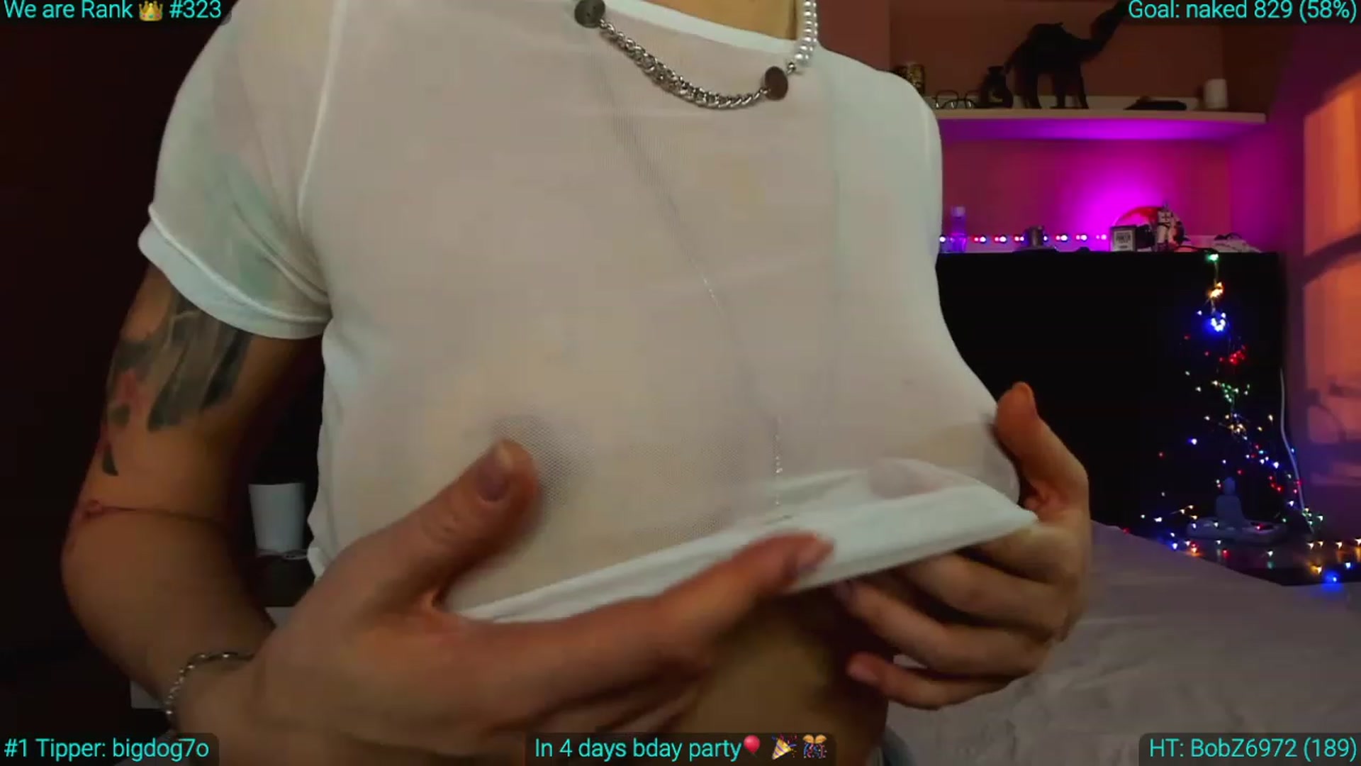 Gallery image thumbnail from AlexiAngel's myfreecams stream on, 01/06/2023, 07:08 image 15 of 20