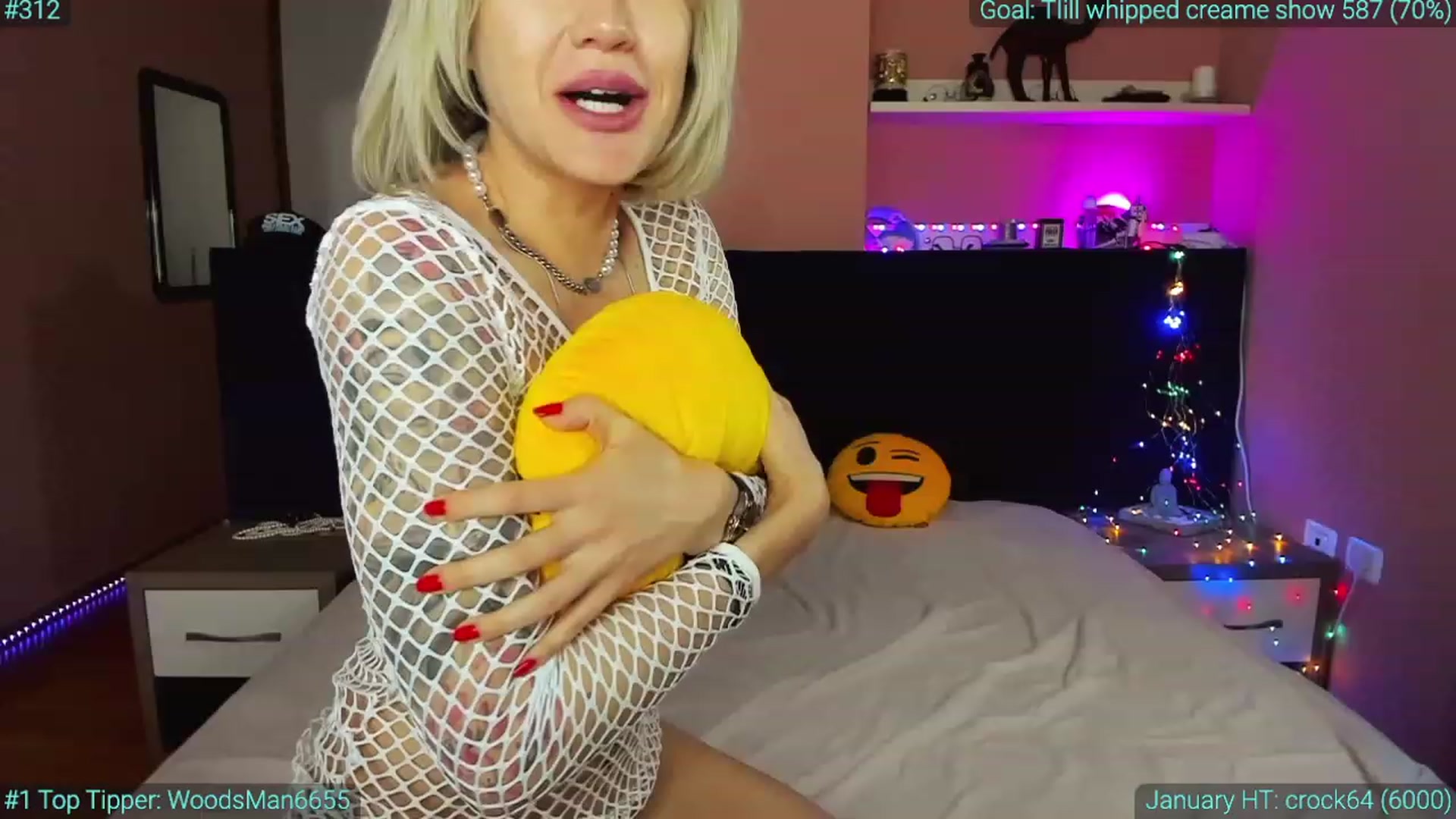 Gallery image thumbnail from AlexiAngel's myfreecams stream on, 01/25/2023, 15:29 image 11 of 20