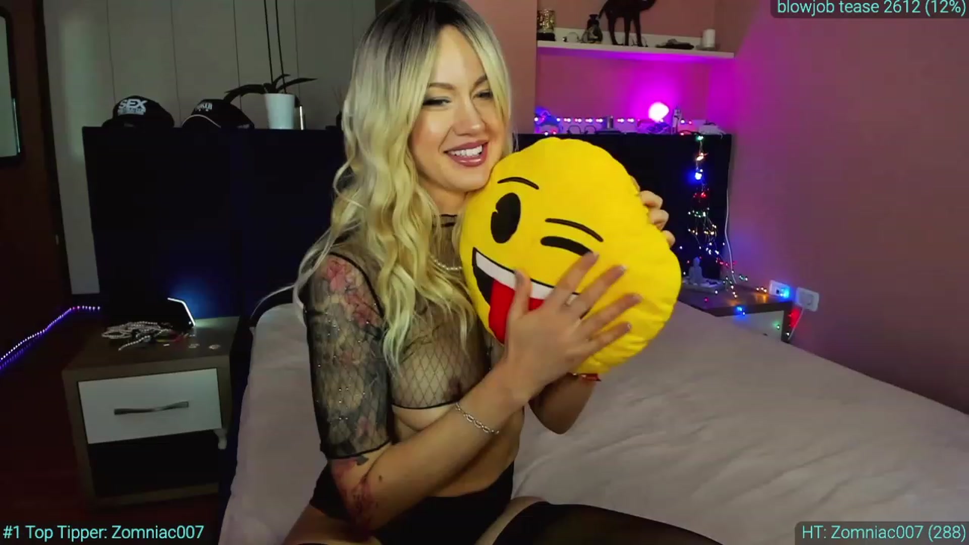 Gallery image thumbnail from AlexiAngel's myfreecams stream on, 02/03/2023, 07:30 image 2 of 20