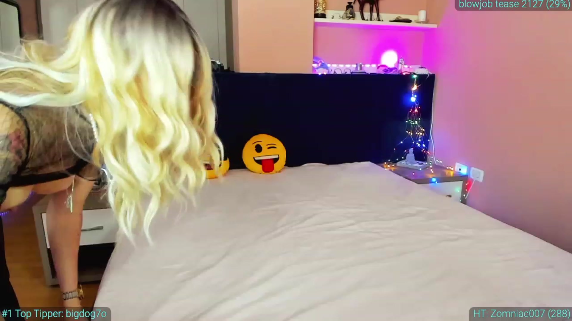 Gallery image thumbnail from AlexiAngel's myfreecams stream on, 02/03/2023, 07:30 image 9 of 20