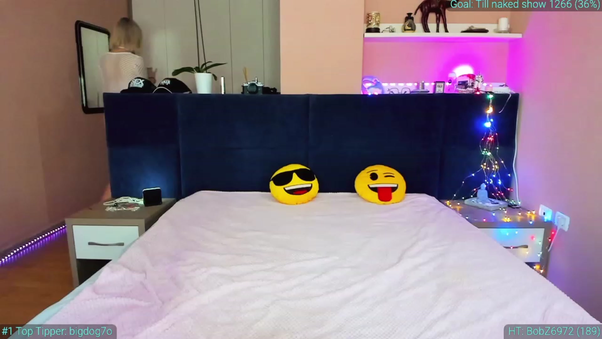 Gallery image thumbnail from AlexiAngel's myfreecams stream on, 02/14/2023, 07:15 image 6 of 20