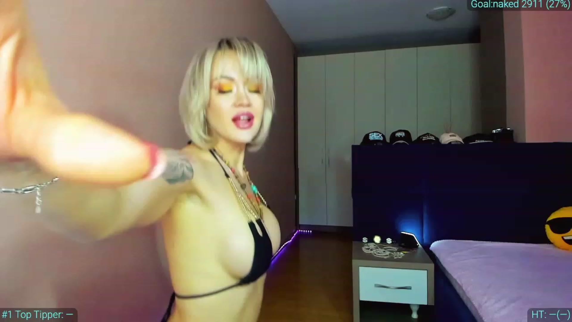 Gallery image thumbnail from AlexiAngel's myfreecams stream on, 03/05/2023, 07:22 image 2 of 20