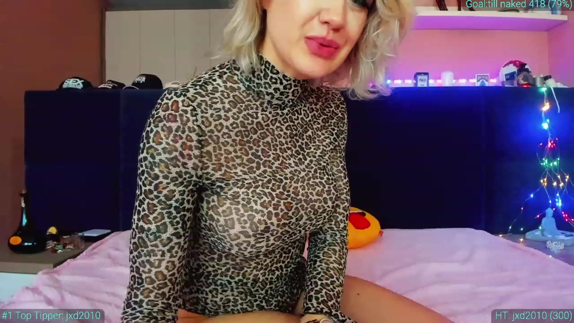 Gallery image thumbnail from AlexiAngel's myfreecams stream on, 03/12/2023, 09:33 image 11 of 20