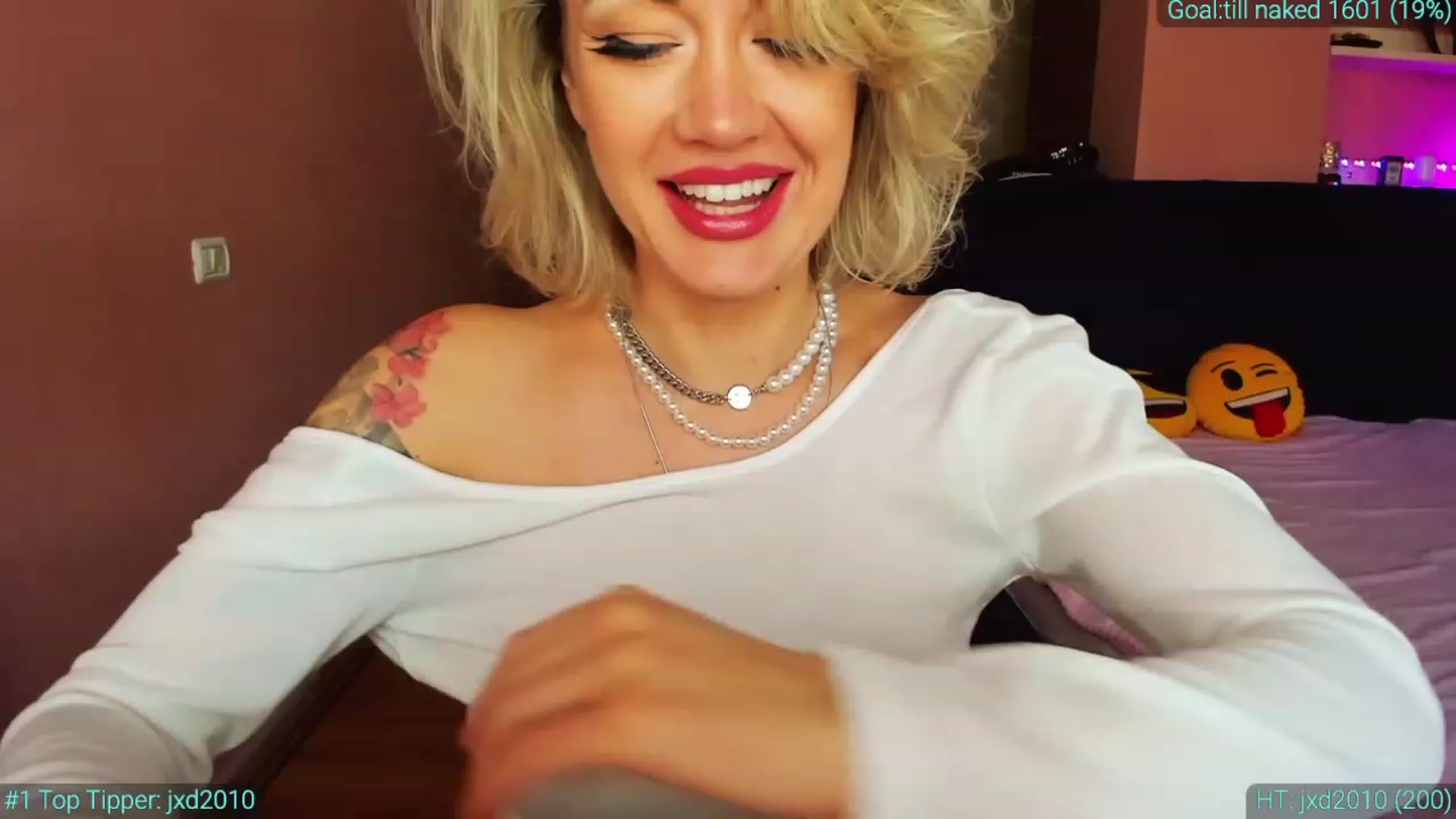 Gallery image thumbnail from AlexiAngel's myfreecams stream on, 03/14/2023, 06:23 image 4 of 20