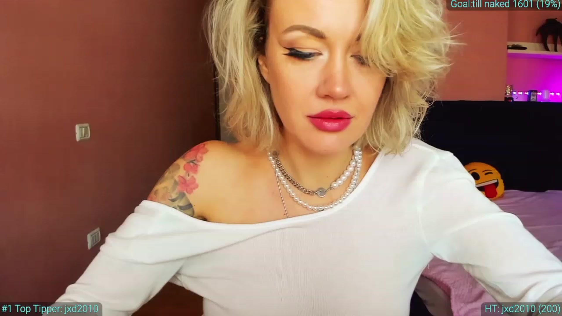 Gallery image thumbnail from AlexiAngel's myfreecams stream on, 03/14/2023, 06:23 image 3 of 20