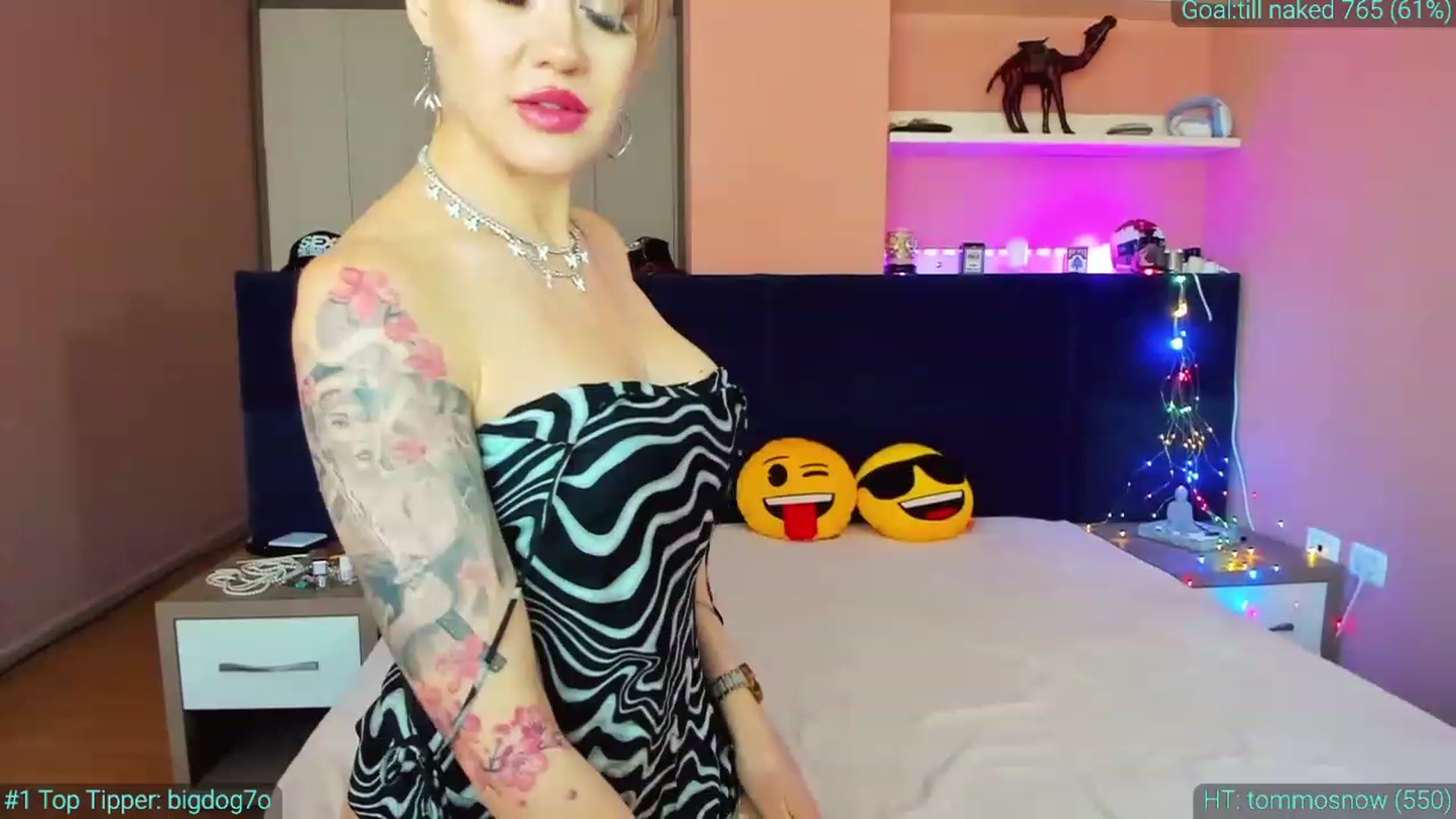 Gallery image thumbnail from AlexiAngel's myfreecams stream on, 03/18/2023, 08:05 image 13 of 20