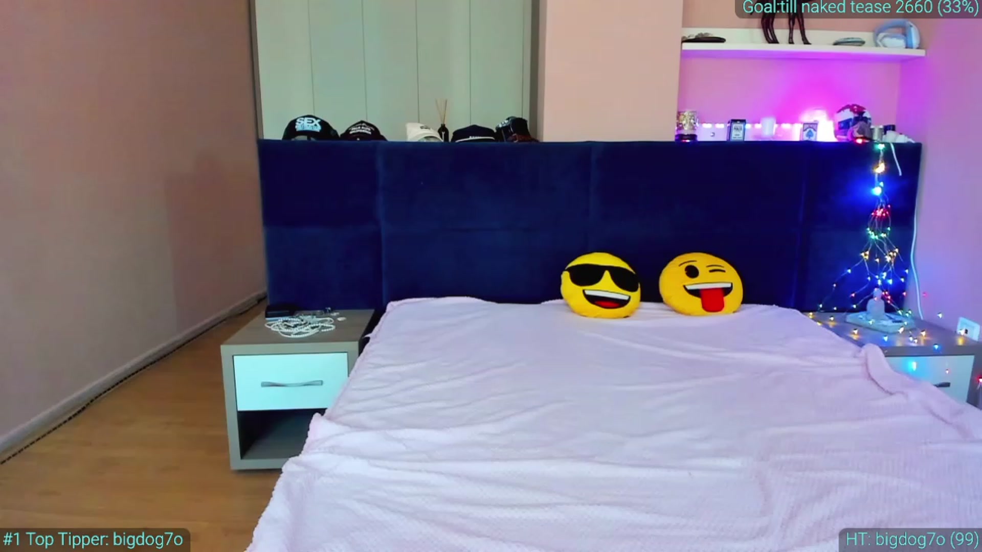 Gallery image thumbnail from AlexiAngel's myfreecams stream on, 03/25/2023, 07:44 image 1 of 20