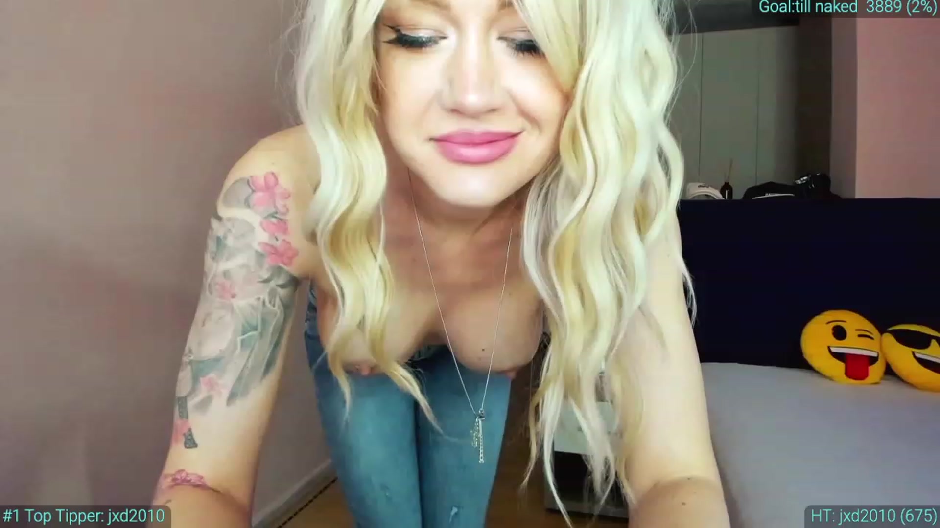 Gallery image thumbnail from AlexiAngel's myfreecams stream on, 03/28/2023, 05:24 image 9 of 20