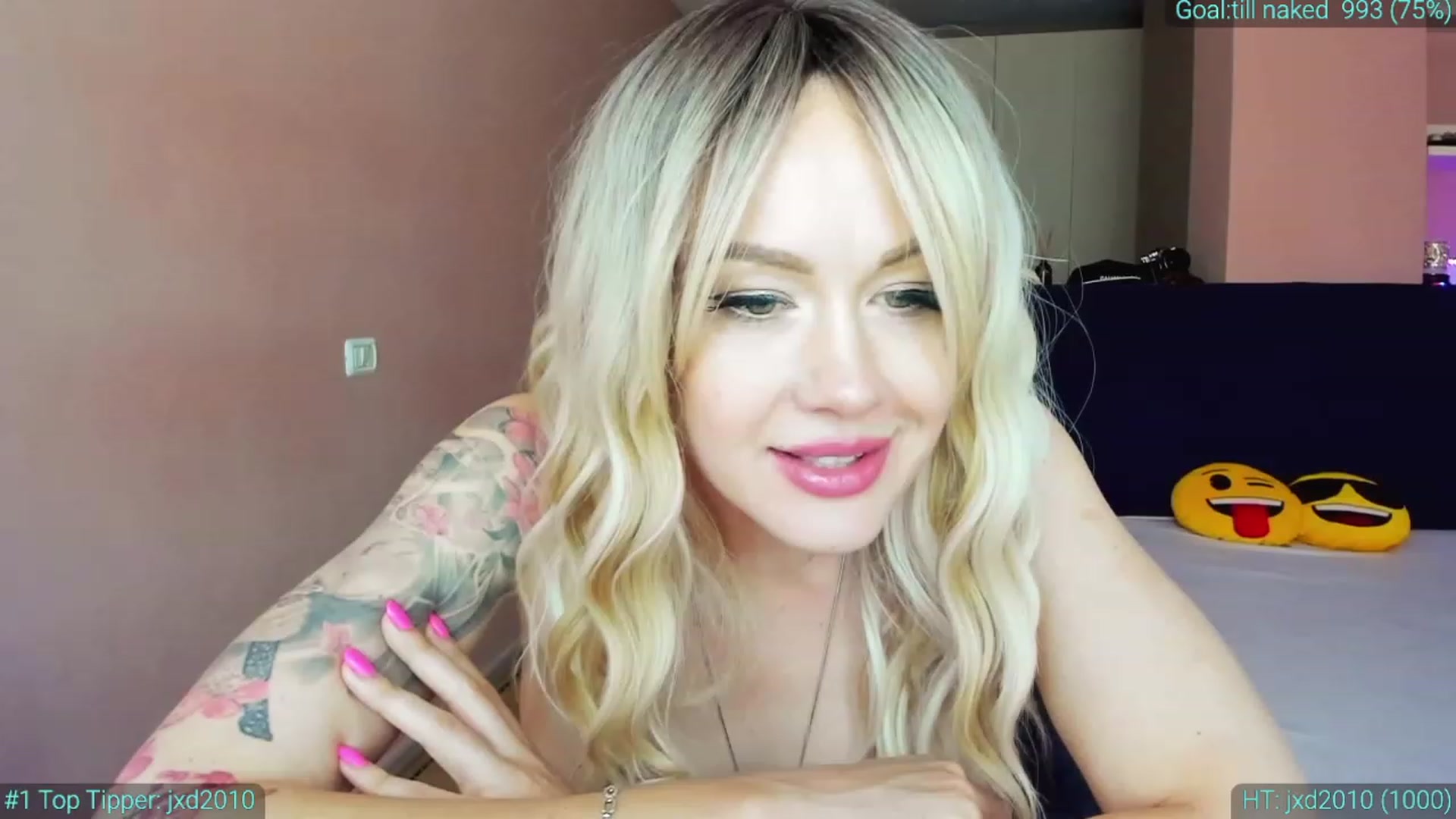 Gallery image thumbnail from AlexiAngel's myfreecams stream on, 03/28/2023, 07:11 image 7 of 20