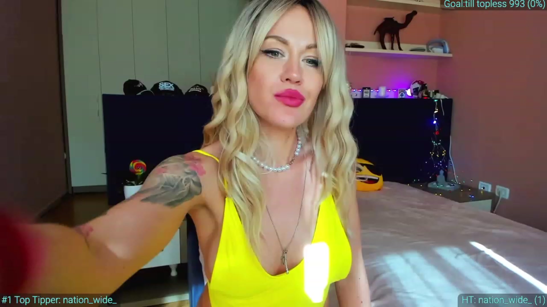 Gallery image thumbnail from AlexiAngel's myfreecams stream on, 03/30/2023, 14:50 image 11 of 20