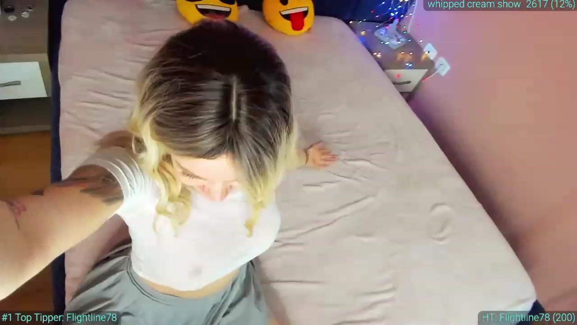 Gallery image thumbnail from AlexiAngel's myfreecams stream on, 04/07/2023, 16:54 image 20 of 20