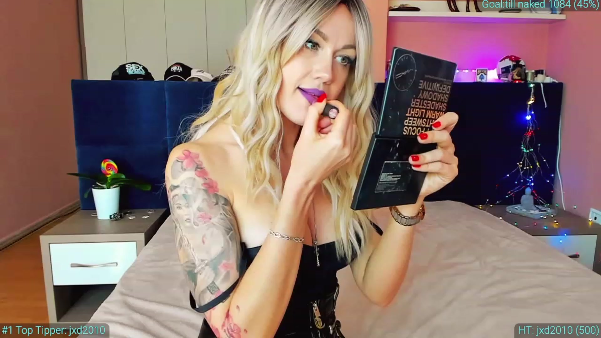 Gallery image thumbnail from AlexiAngel's myfreecams stream on, 04/13/2023, 14:08 image 12 of 20