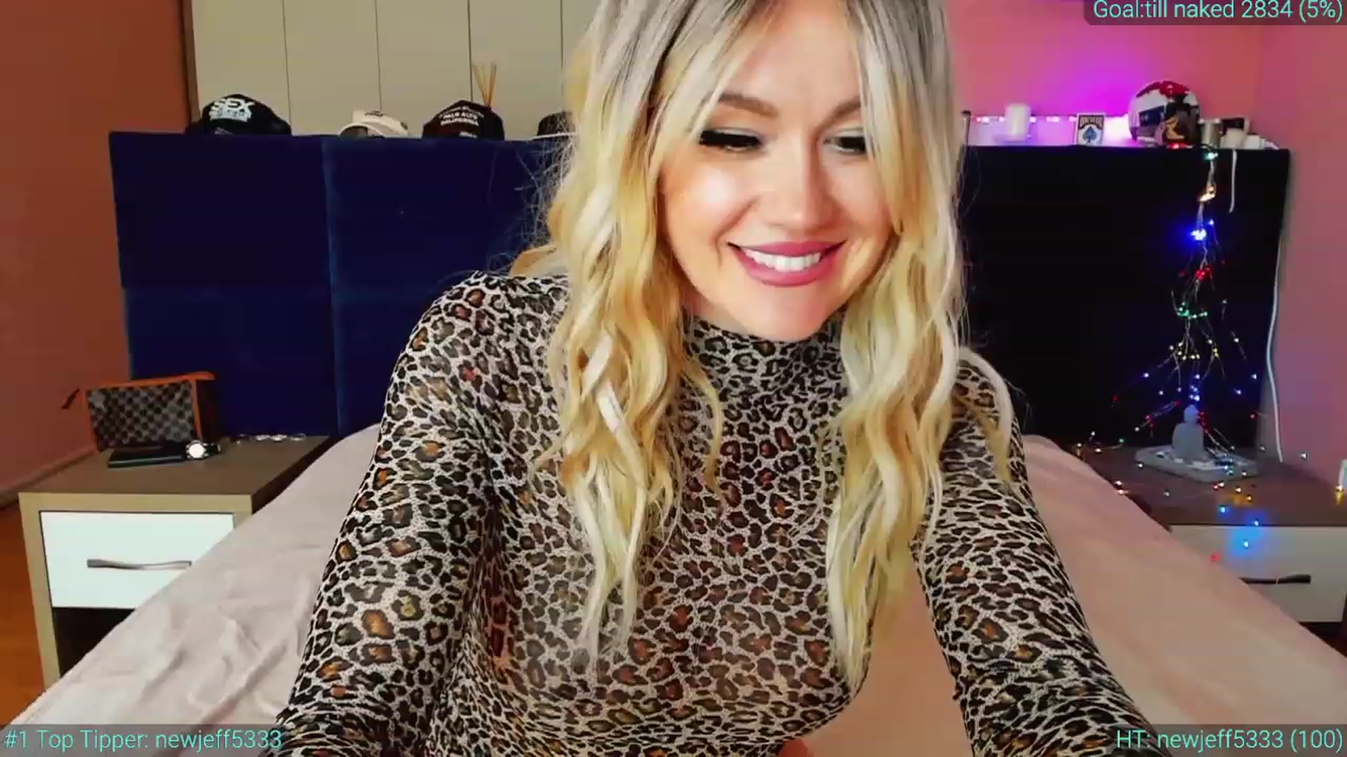 Gallery image thumbnail from AlexiAngel's myfreecams stream on, 04/21/2023, 15:41 image 6 of 20
