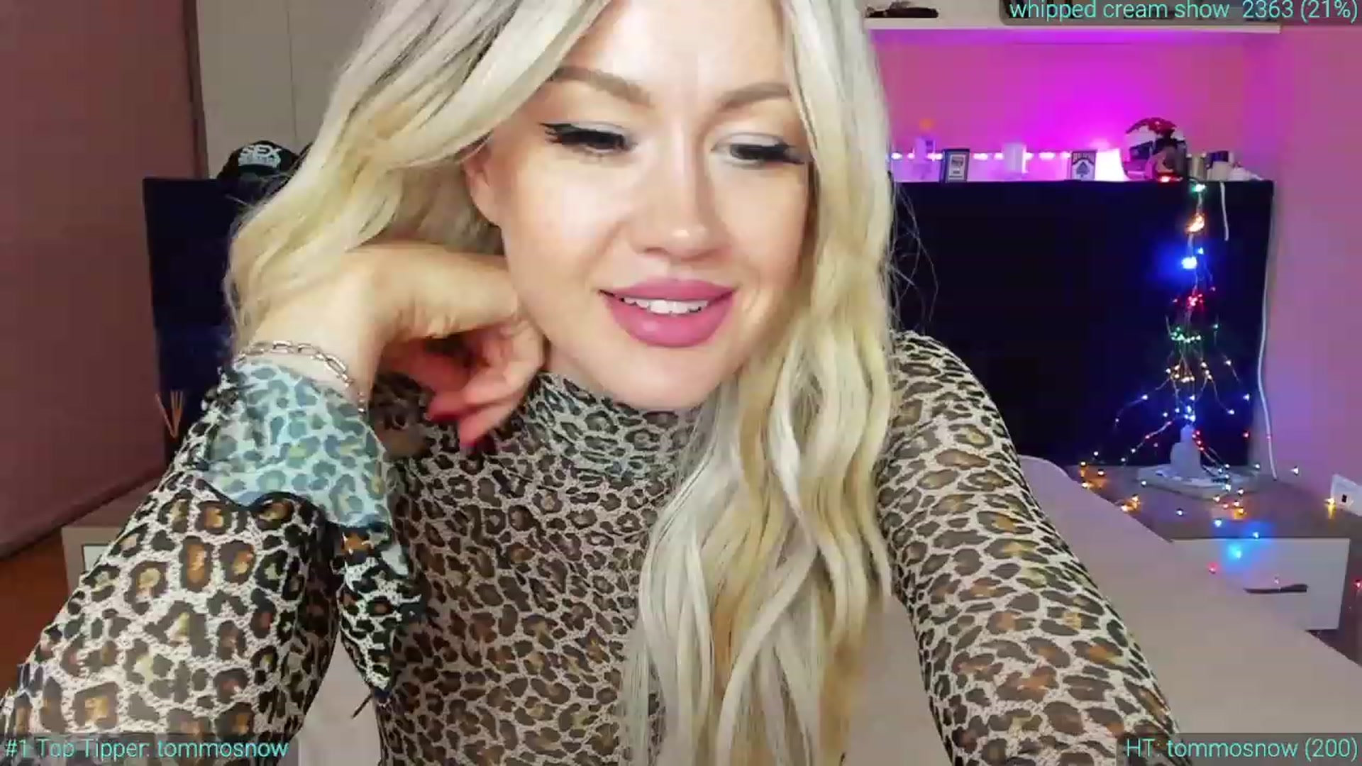 Gallery image thumbnail from AlexiAngel's myfreecams stream on, 04/22/2023, 06:25 image 14 of 20