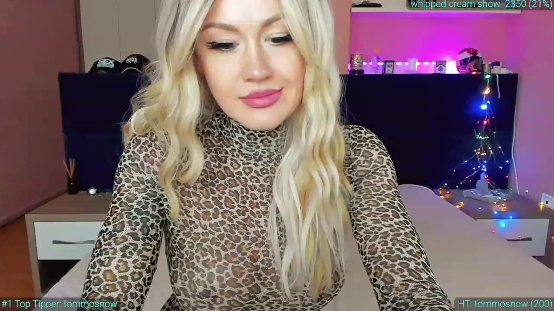 Gallery image thumbnail from AlexiAngel's myfreecams stream on, 04/22/2023, 06:25 image 15 of 20