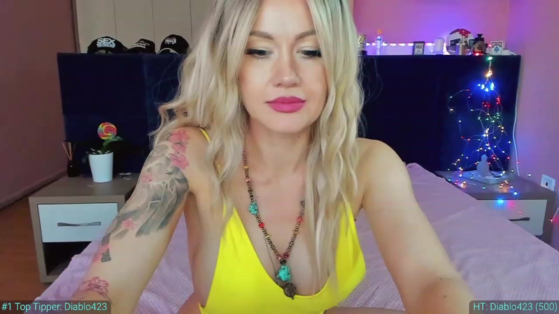 Gallery image thumbnail from AlexiAngel's myfreecams stream on, 04/27/2023, 06:18 image 7 of 20