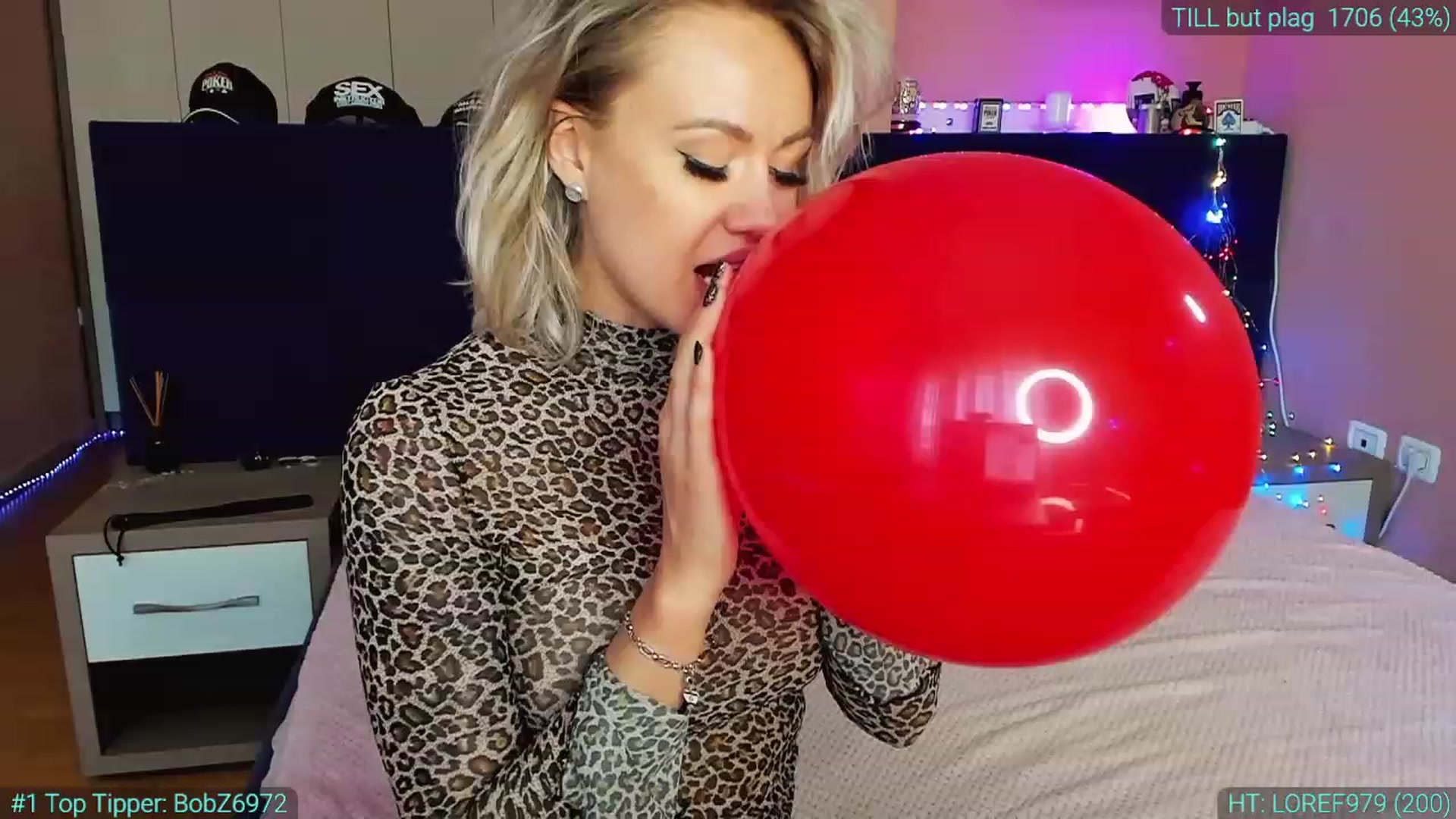 Gallery image thumbnail from AlexiAngel's myfreecams stream on, 05/12/2023, 07:11 image 4 of 20