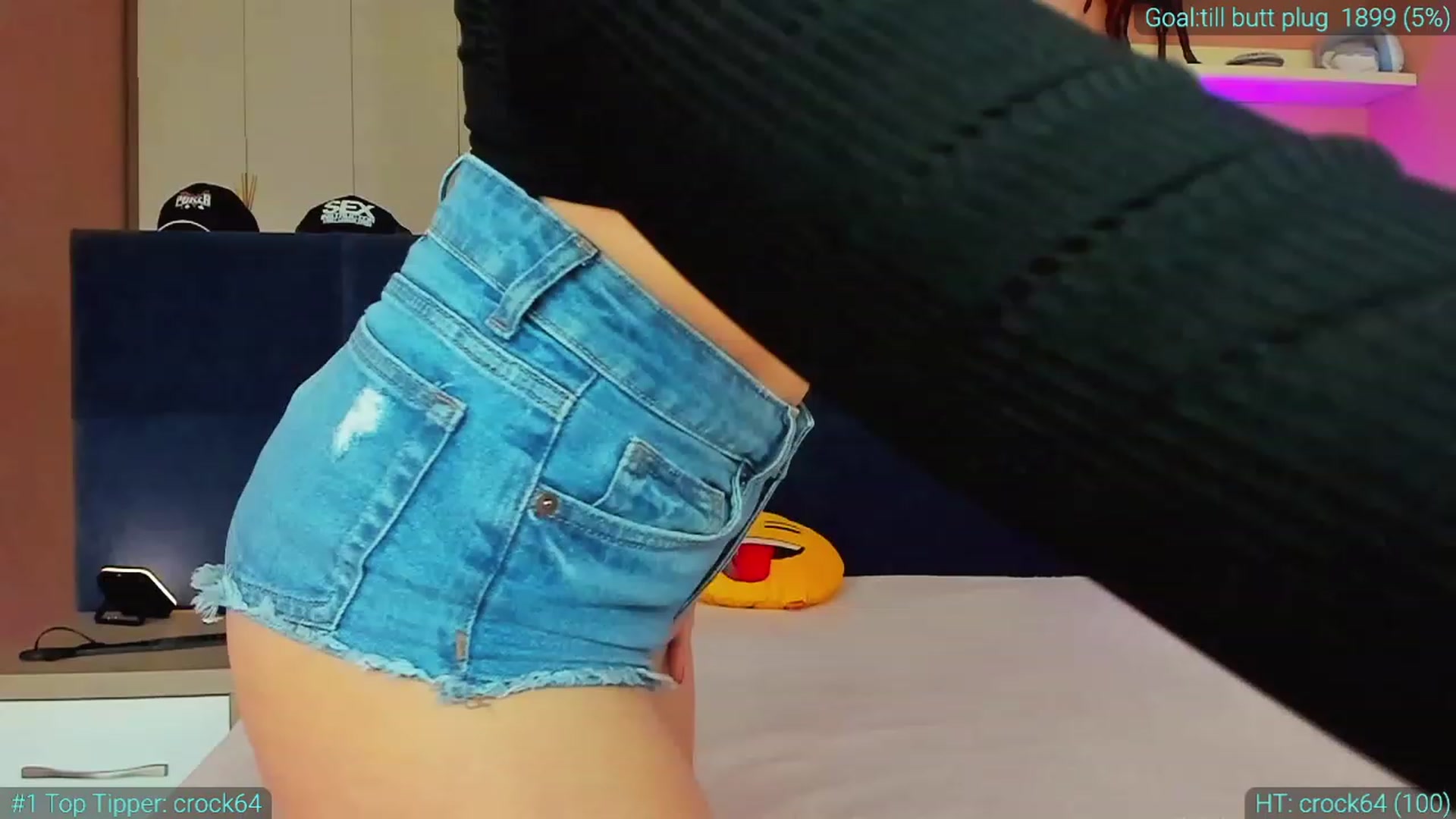 Gallery image thumbnail from AlexiAngel's myfreecams stream on, 05/18/2023, 14:13 image 6 of 20