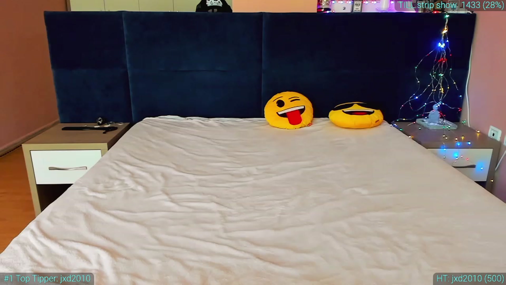 Gallery image thumbnail from AlexiAngel's myfreecams stream on, 05/19/2023, 15:11 image 10 of 20