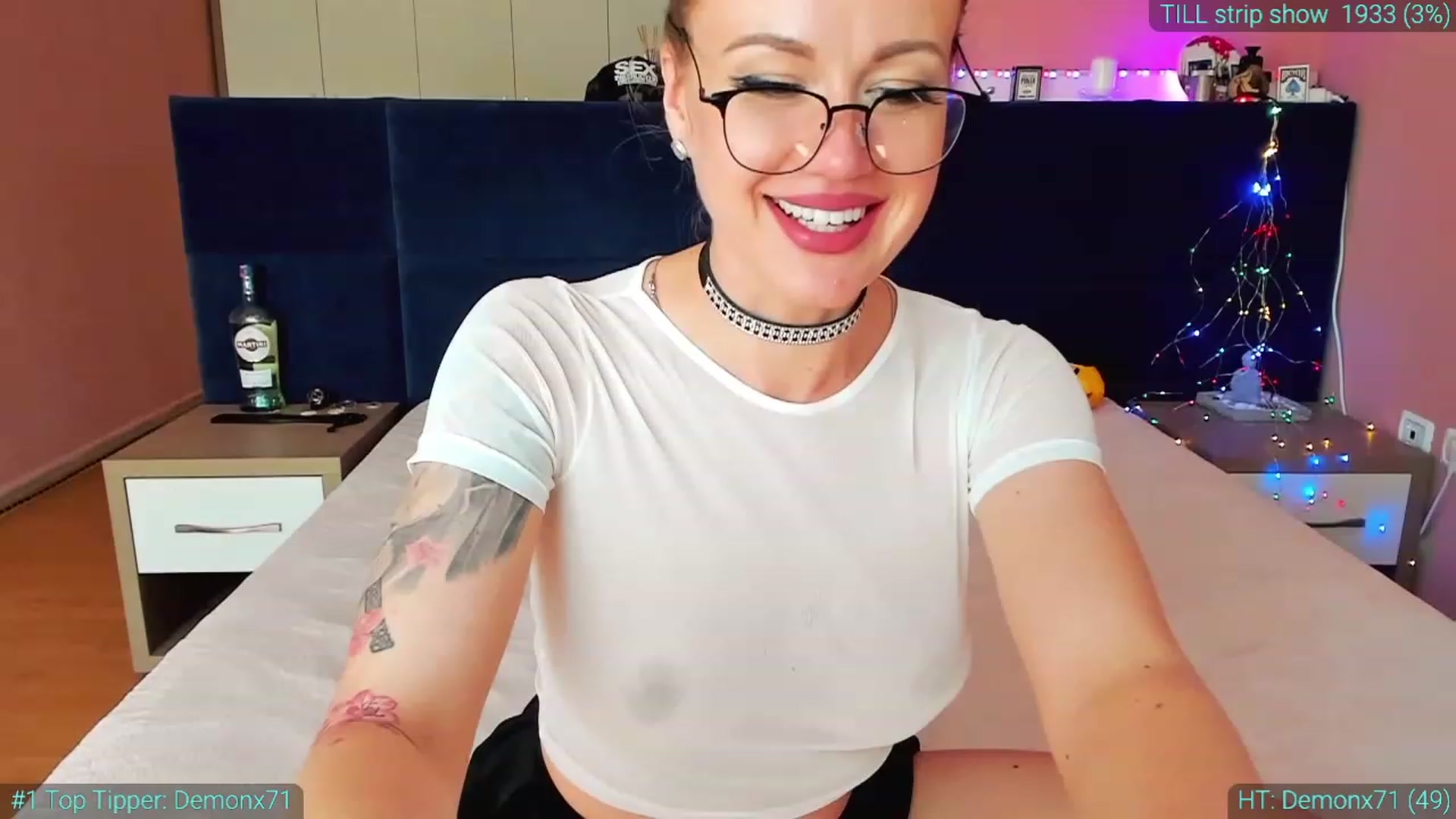 Gallery image thumbnail from AlexiAngel's myfreecams stream on, 05/19/2023, 15:11 image 3 of 20