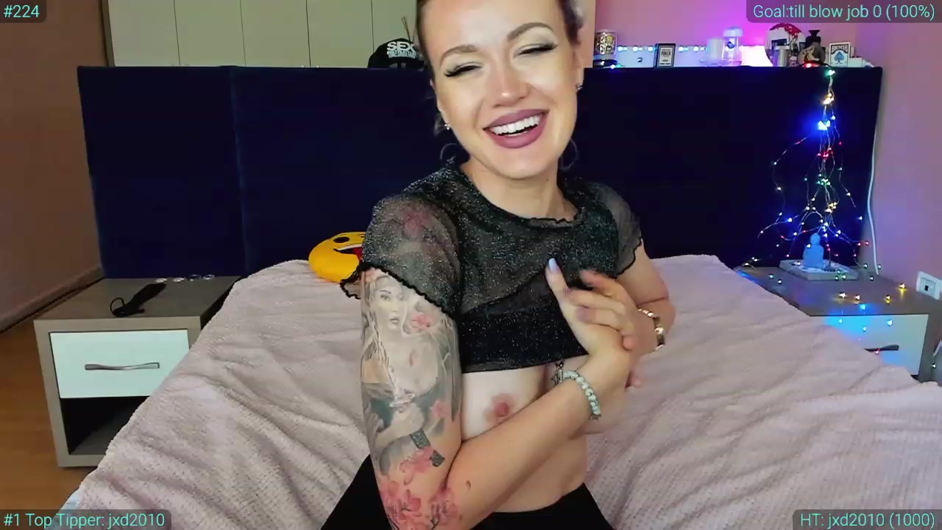 Gallery image thumbnail from AlexiAngel's myfreecams stream on, 06/06/2023, 07:49 image 9 of 20