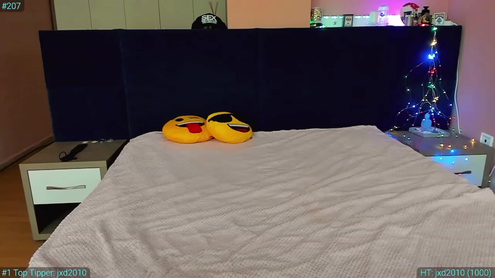 Gallery image thumbnail from AlexiAngel's myfreecams stream on, 06/06/2023, 08:31 image 10 of 20