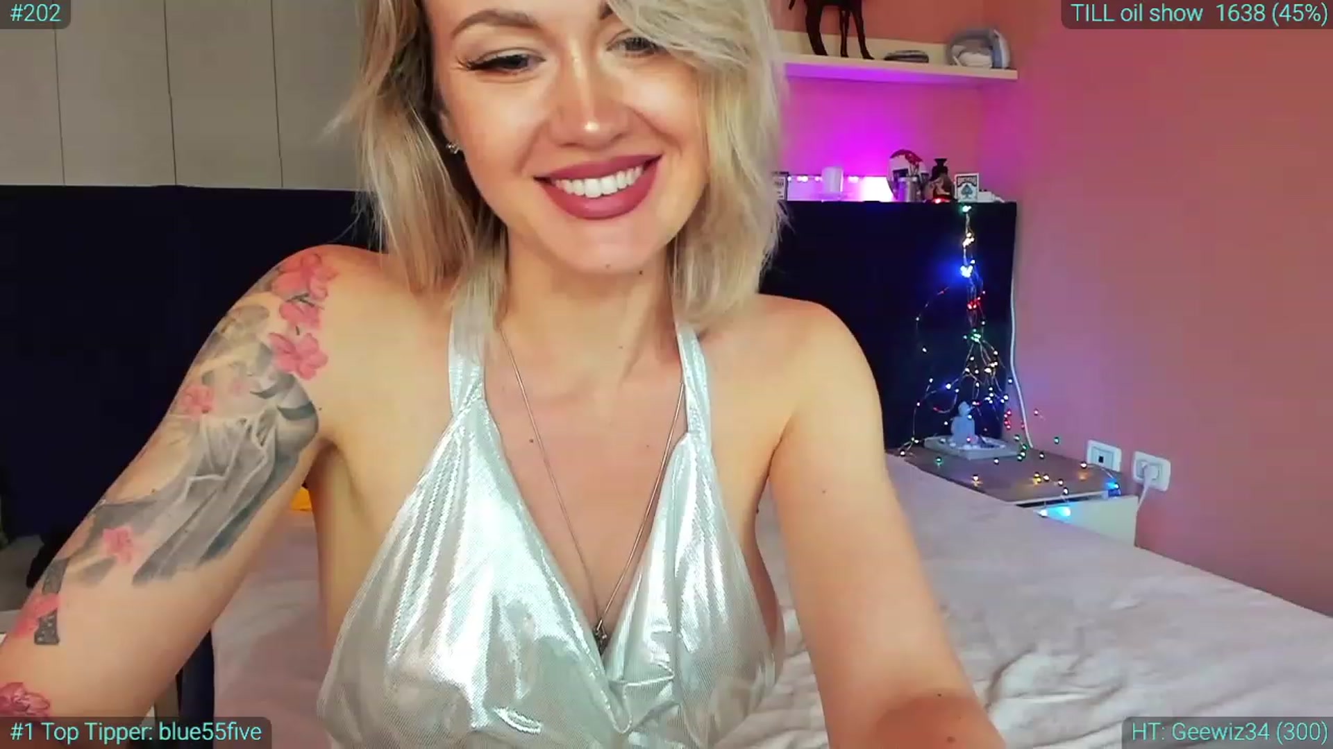 Gallery image thumbnail from AlexiAngel's myfreecams stream on, 06/16/2023, 08:03 image 9 of 20