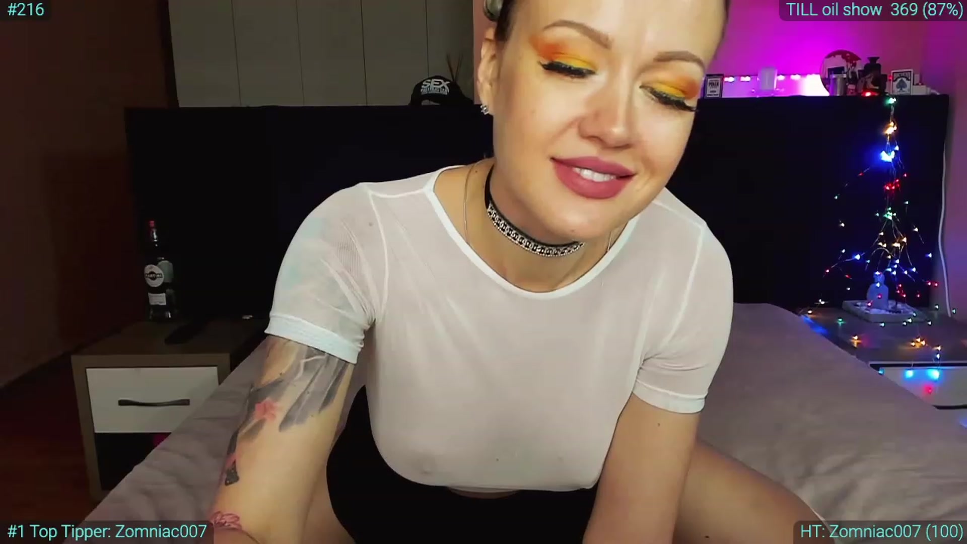 Gallery image thumbnail from AlexiAngel's myfreecams stream on, 06/17/2023, 05:38 image 12 of 20