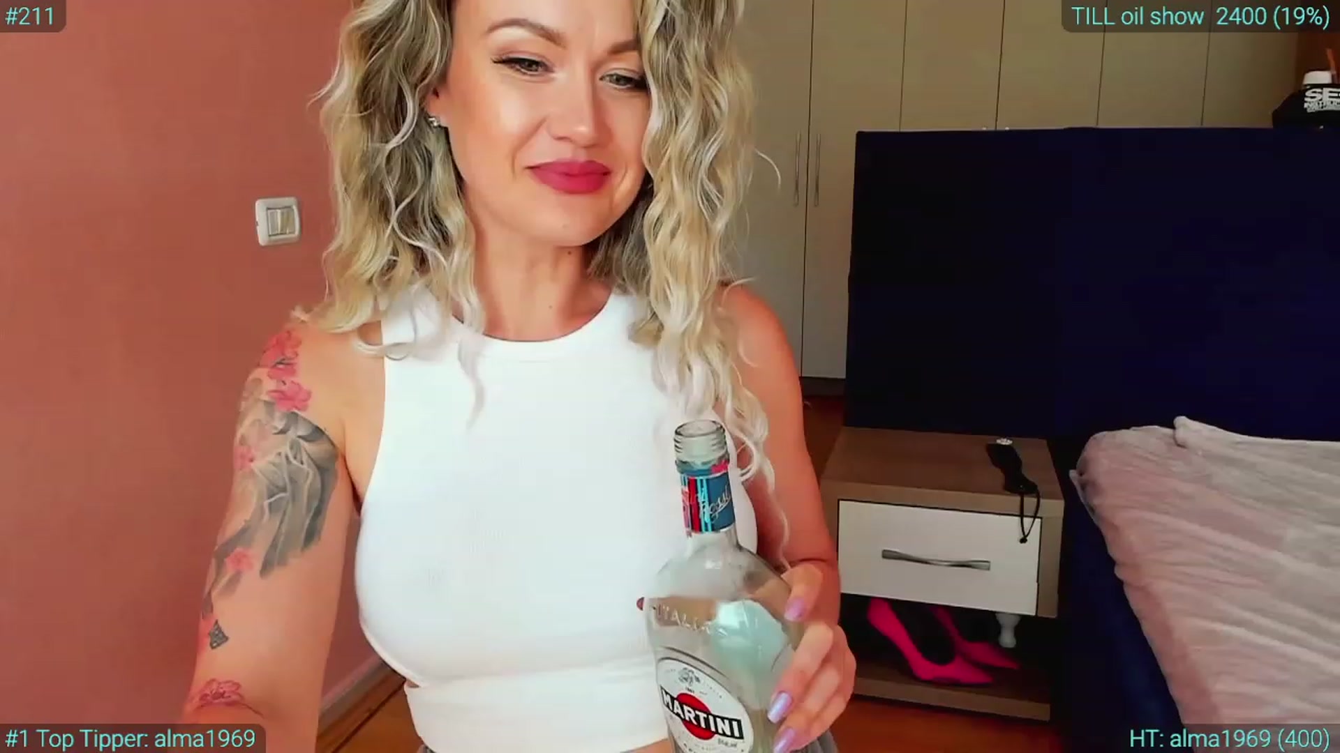 Gallery image thumbnail from AlexiAngel's myfreecams stream on, 06/21/2023, 14:00 image 9 of 20