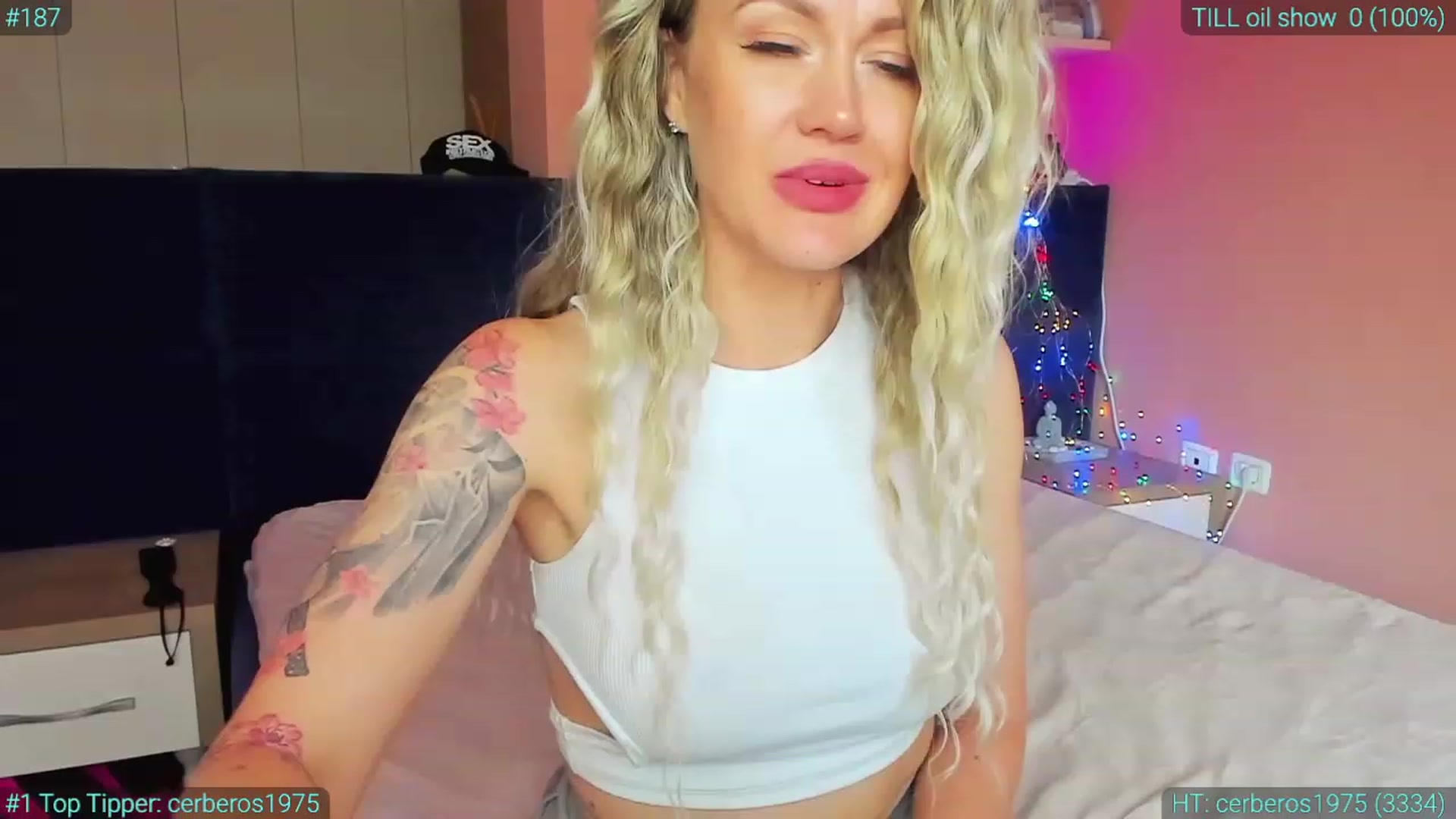 Gallery image thumbnail from AlexiAngel's myfreecams stream on, 06/21/2023, 16:53 image 10 of 20