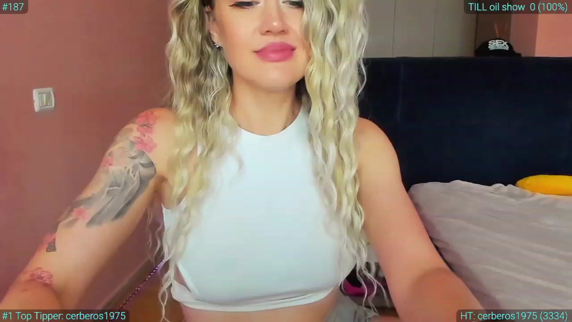 Gallery image thumbnail from AlexiAngel's myfreecams stream on, 06/21/2023, 16:53 image 15 of 20
