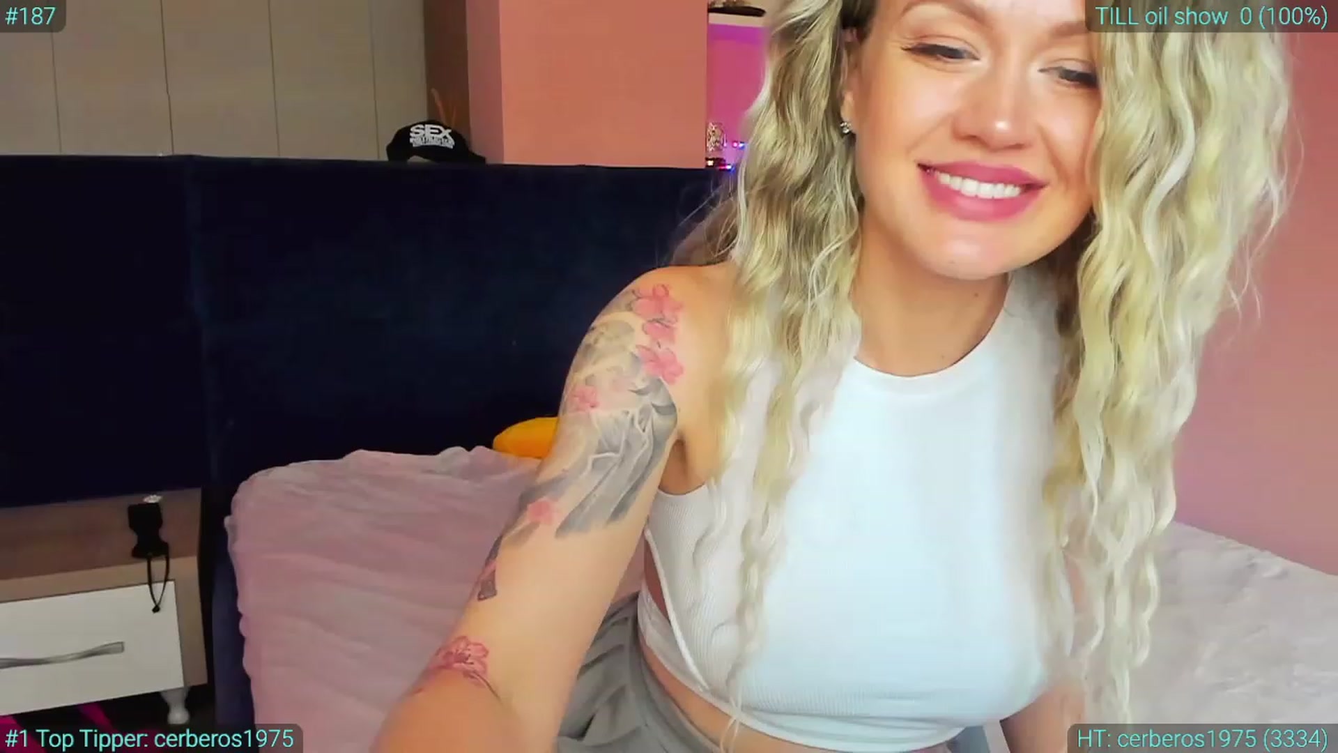 Gallery image thumbnail from AlexiAngel's myfreecams stream on, 06/21/2023, 16:53 image 11 of 20