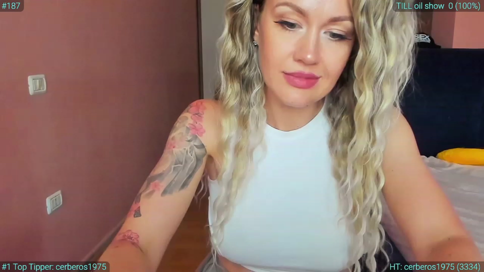 Gallery image thumbnail from AlexiAngel's myfreecams stream on, 06/21/2023, 16:53 image 18 of 20