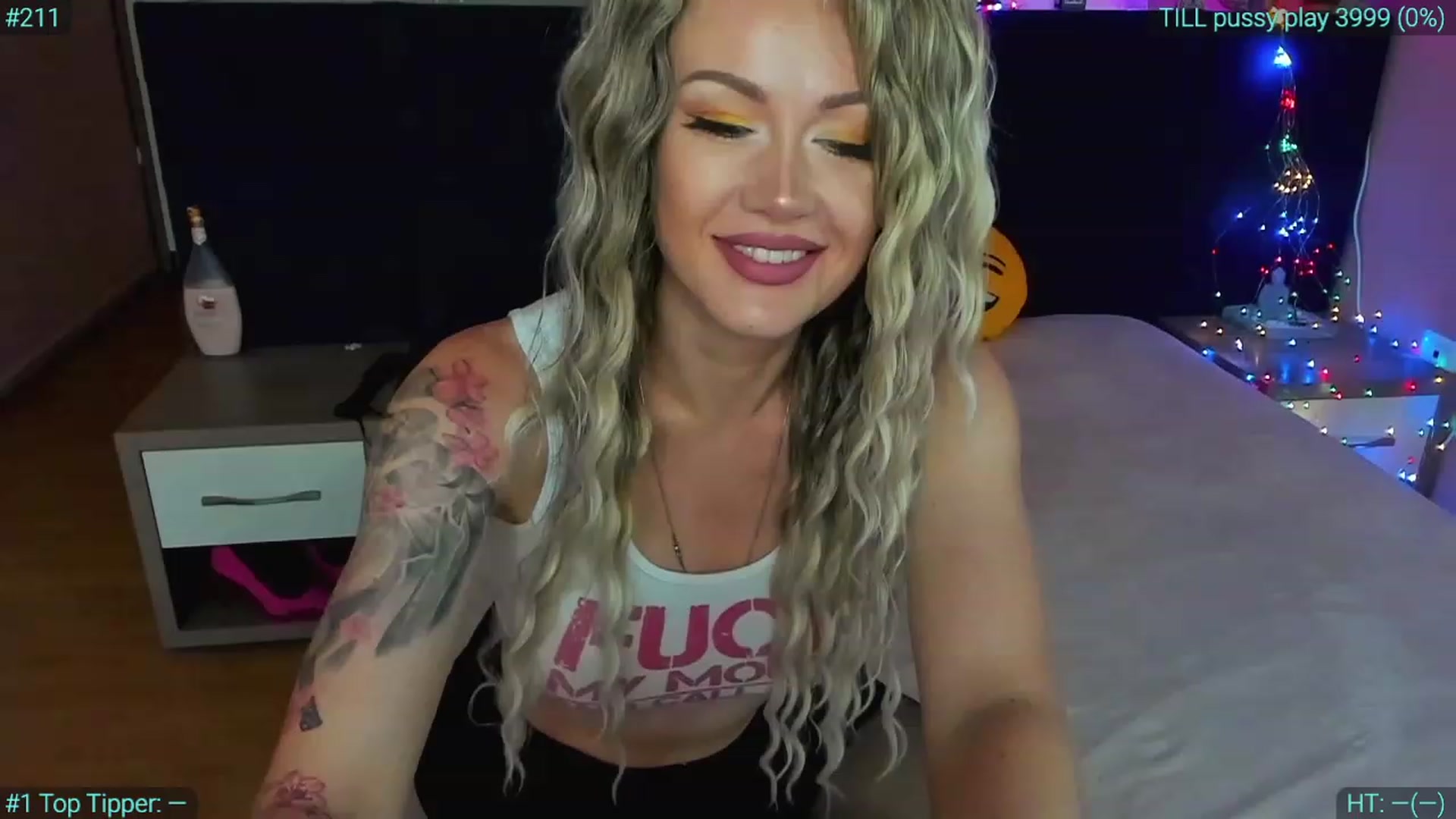 Gallery image thumbnail from AlexiAngel's myfreecams stream on, 06/29/2023, 05:56 image 1 of 20