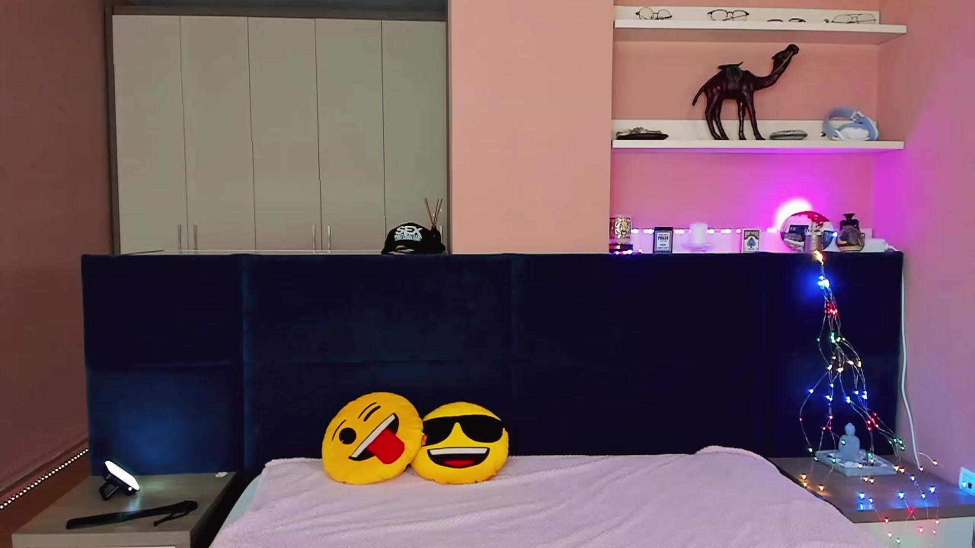 Gallery image thumbnail from AlexiAngel's myfreecams stream on, 07/18/2023, 07:35 image 12 of 20