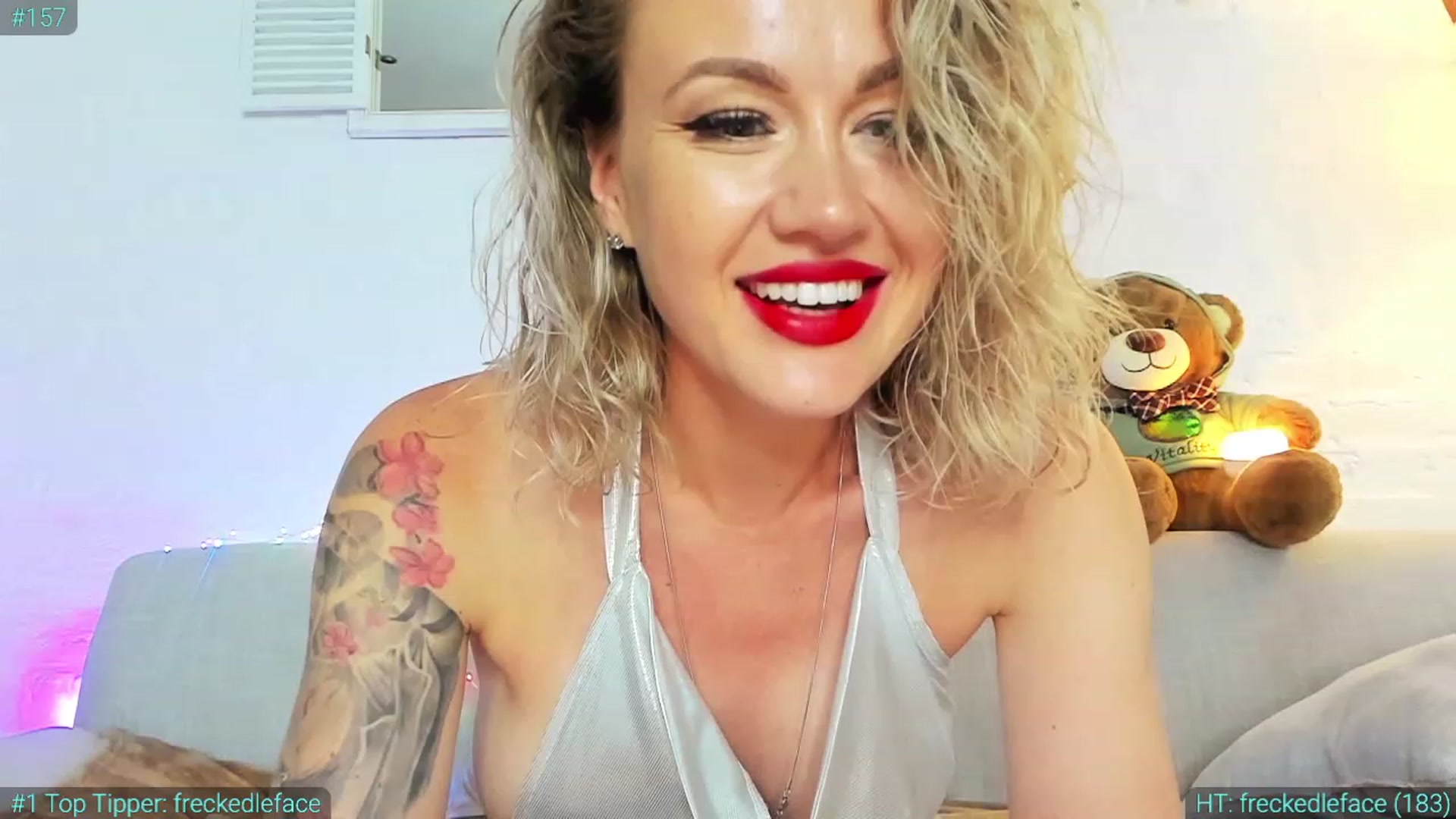 Gallery image thumbnail from AlexiAngel's myfreecams stream on, 08/17/2023, 16:10 image 18 of 20
