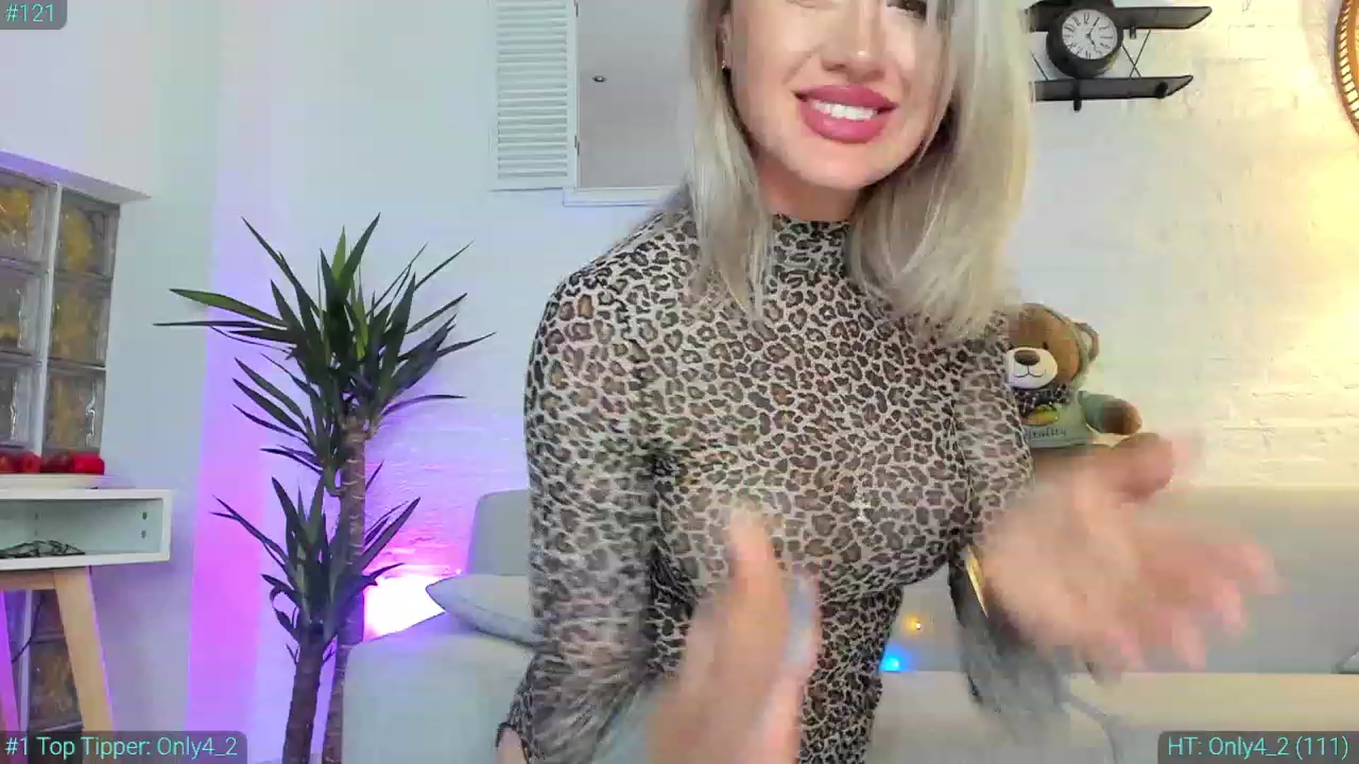 Gallery image thumbnail from AlexiAngel's myfreecams stream on, 10/05/2023, 16:41 image 10 of 20