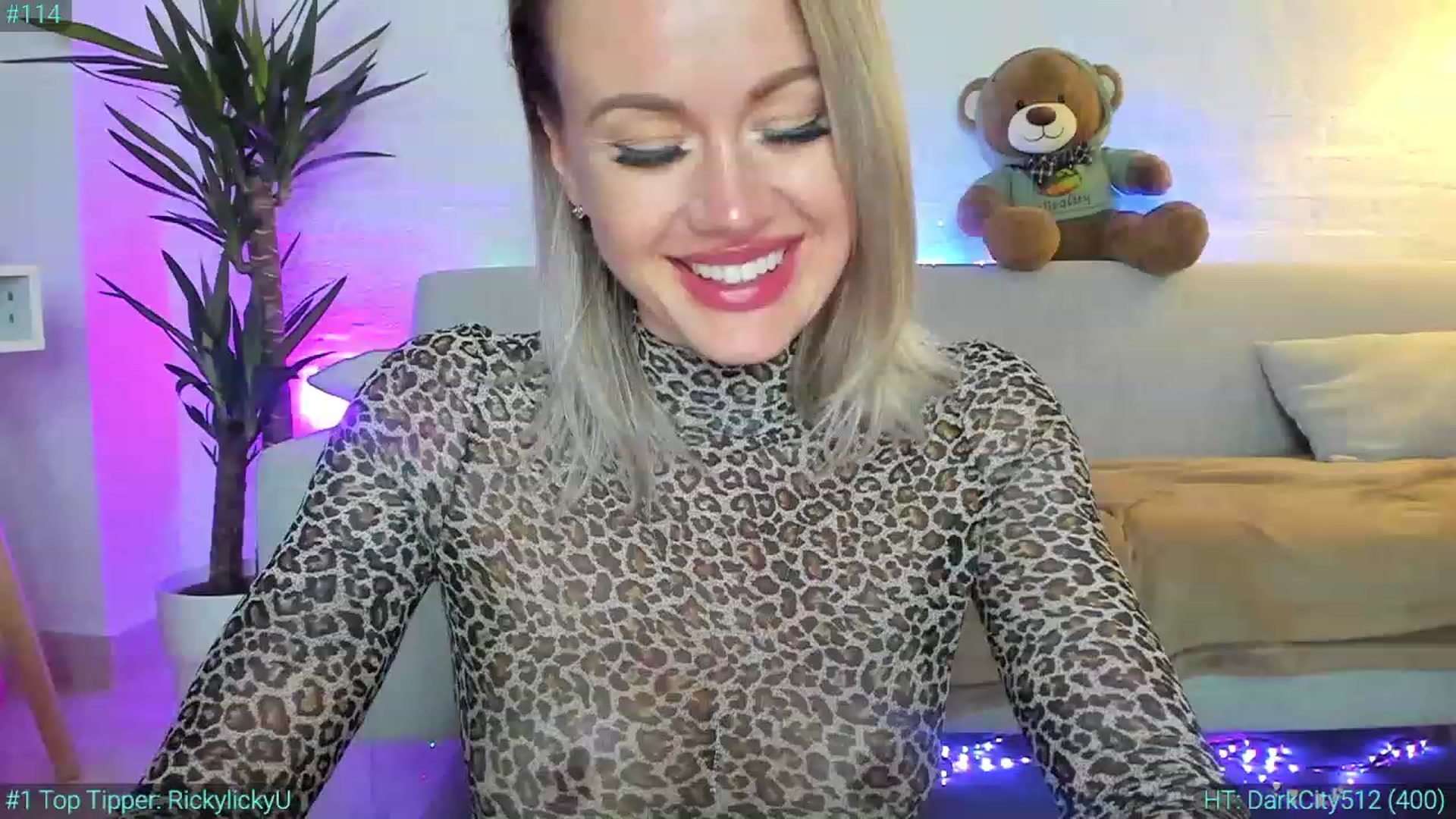 Gallery image thumbnail from AlexiAngel's myfreecams stream on, 10/05/2023, 18:21 image 20 of 20