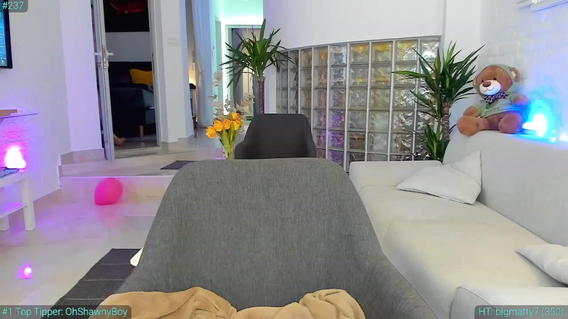 Gallery image thumbnail from AlexiAngel's myfreecams stream on, 10/18/2023, 06:52 image 15 of 20