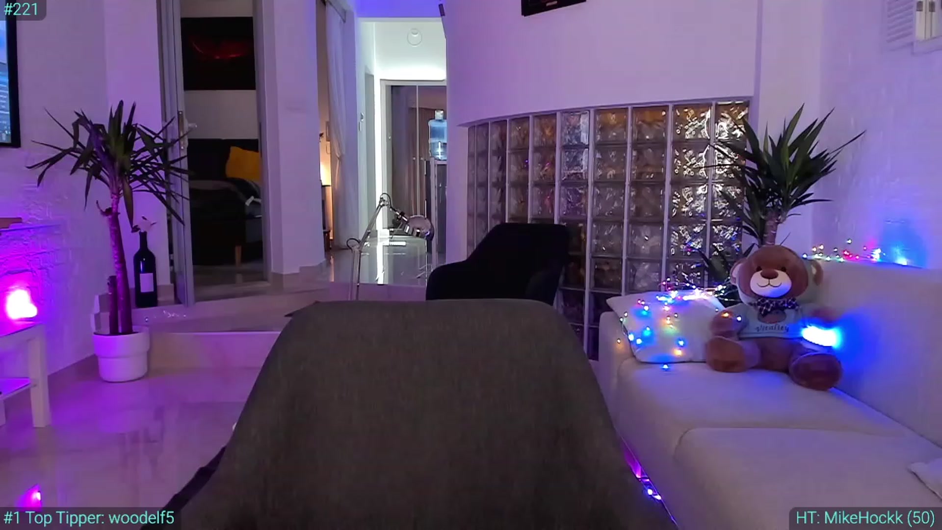 Gallery image thumbnail from AlexiAngel's myfreecams stream on, 10/20/2023, 16:57 image 8 of 20