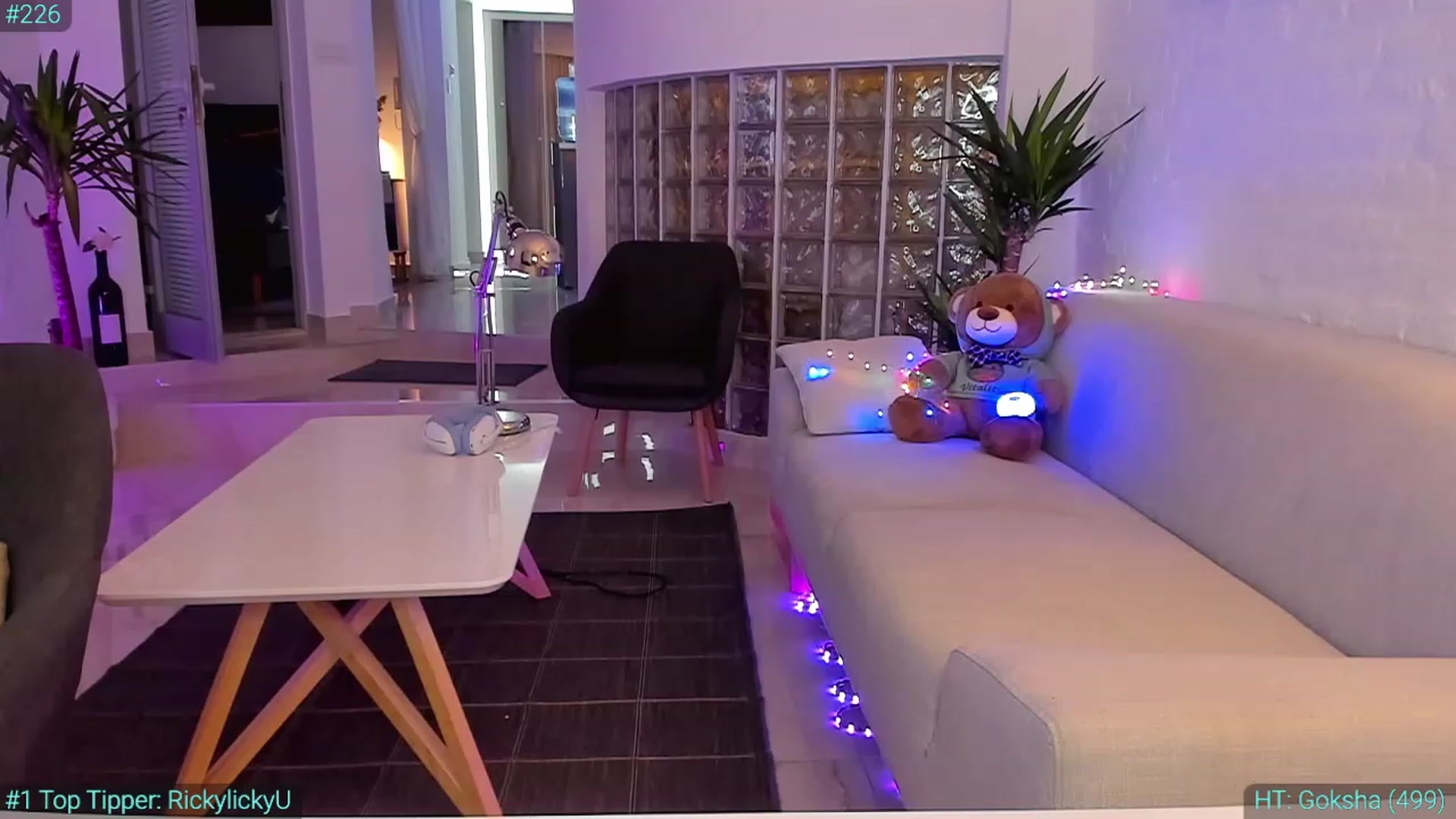Gallery image thumbnail from AlexiAngel's myfreecams stream on, 10/21/2023, 16:18 image 20 of 20