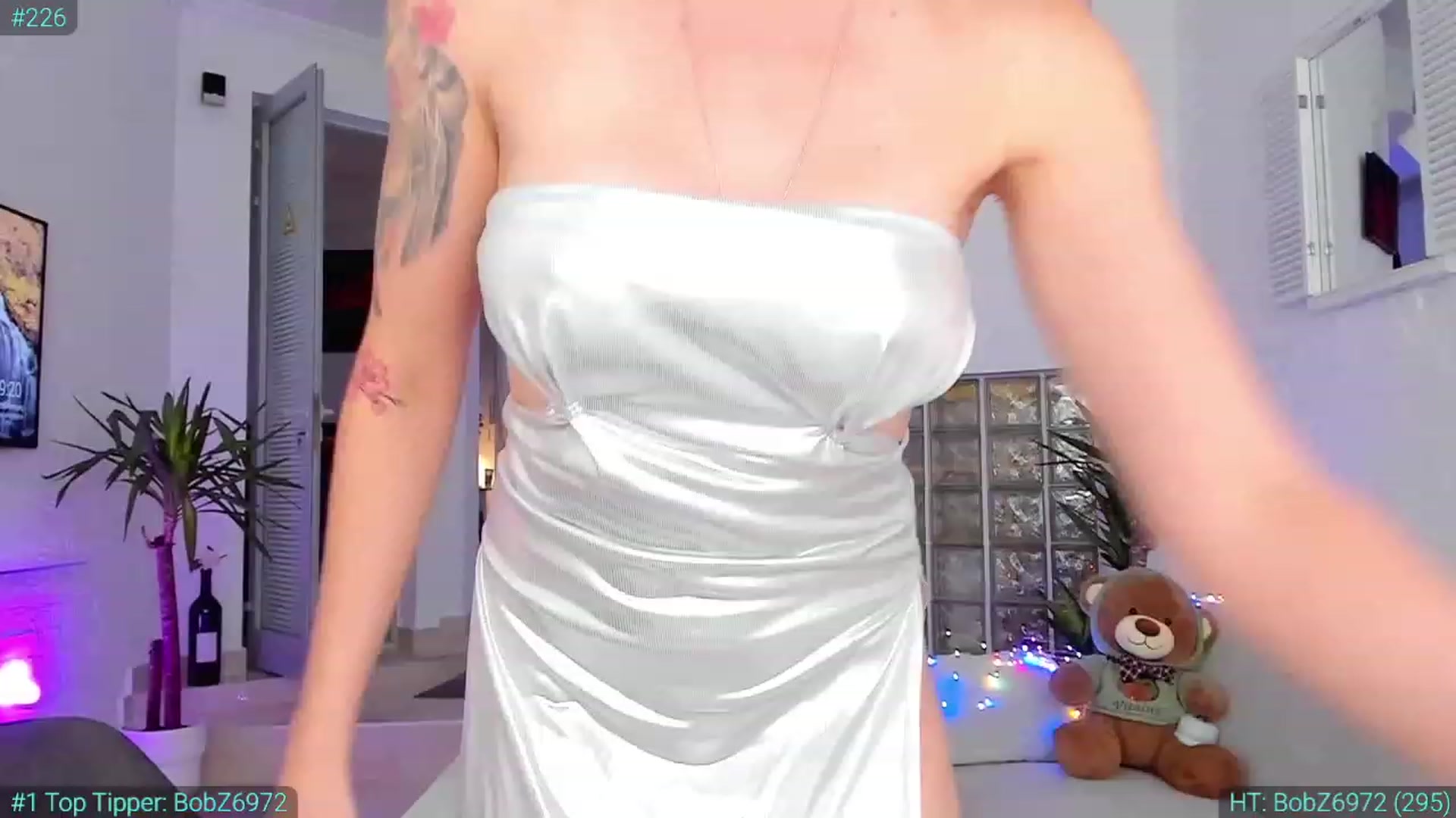 Gallery image thumbnail from AlexiAngel's myfreecams stream on, 10/26/2023, 07:25 image 18 of 20
