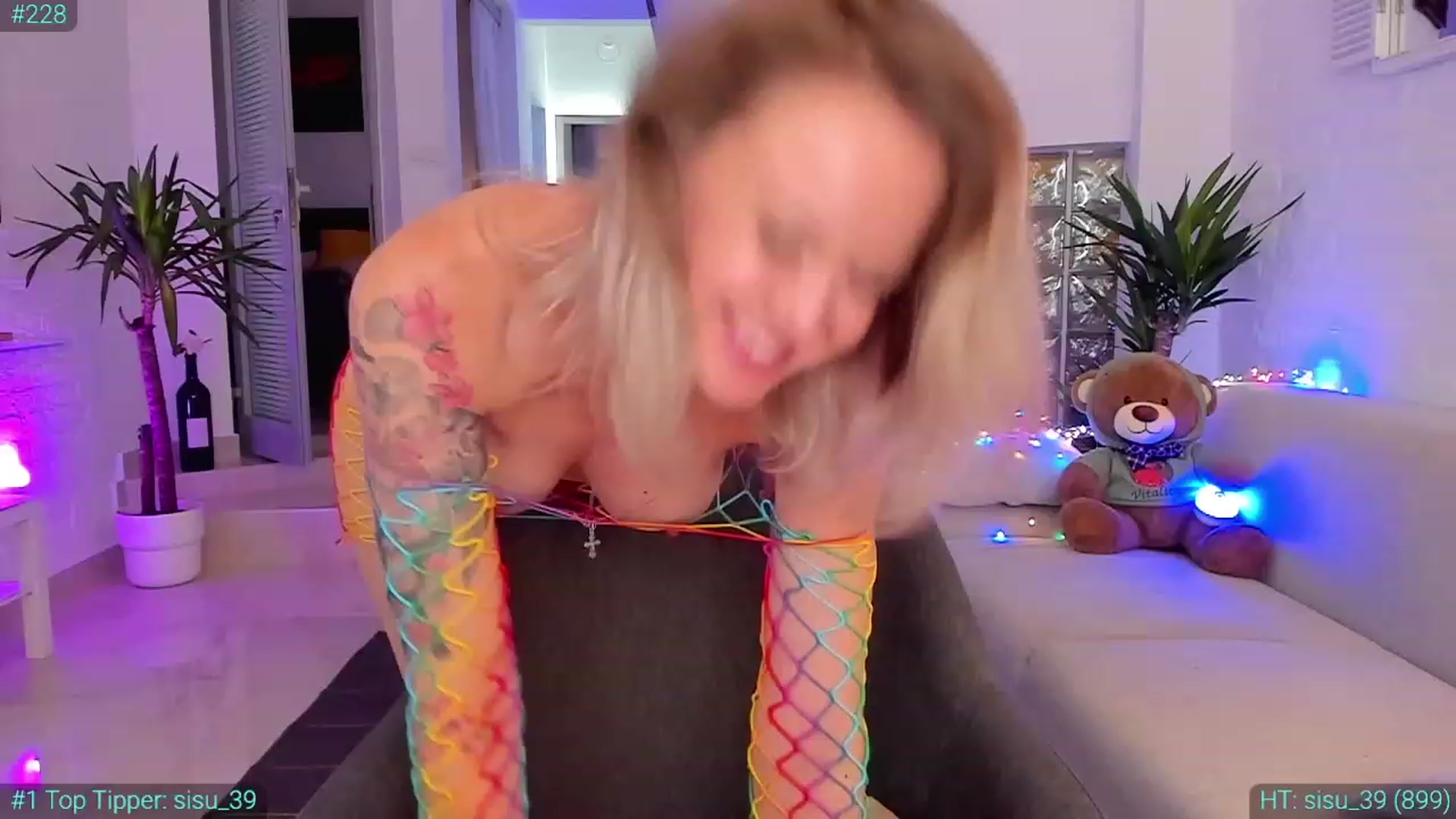 Gallery image thumbnail from AlexiAngel's myfreecams stream on, 10/27/2023, 08:12 image 7 of 20