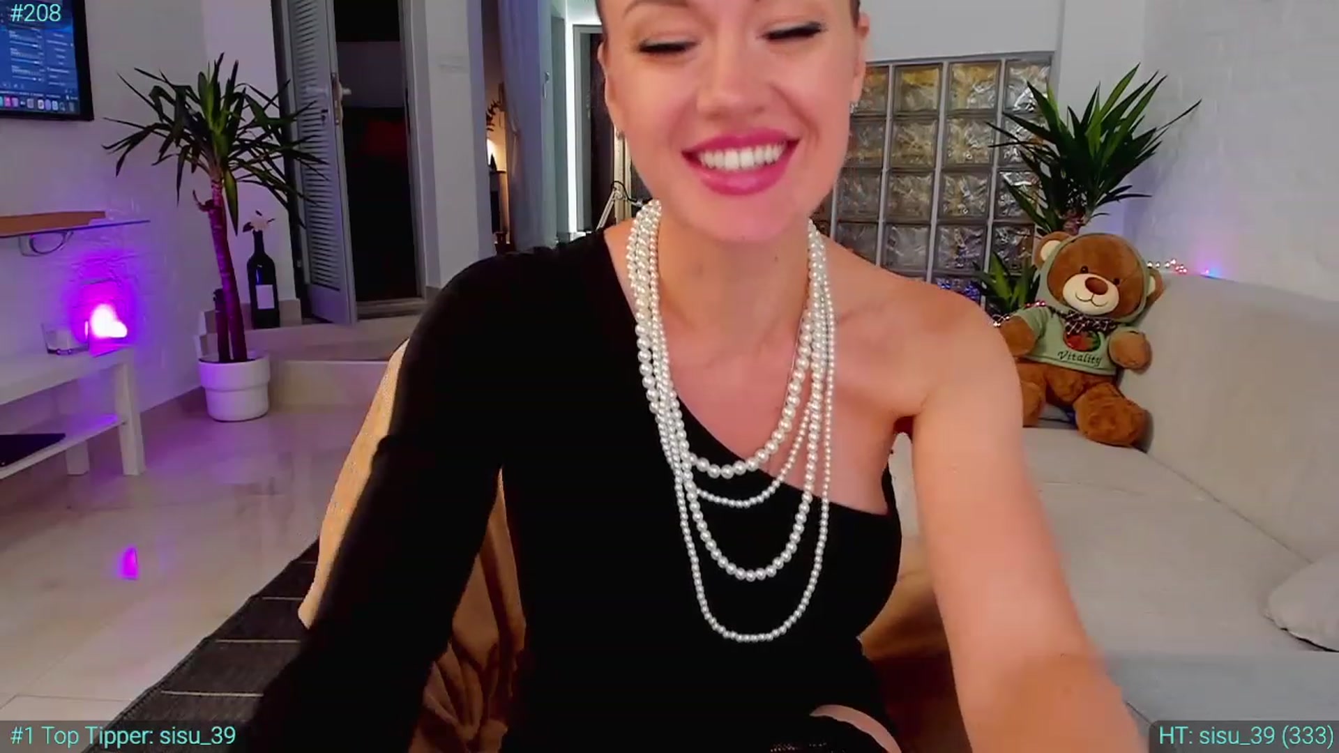 Gallery image thumbnail from AlexiAngel's myfreecams stream on, 10/28/2023, 09:27 image 10 of 20