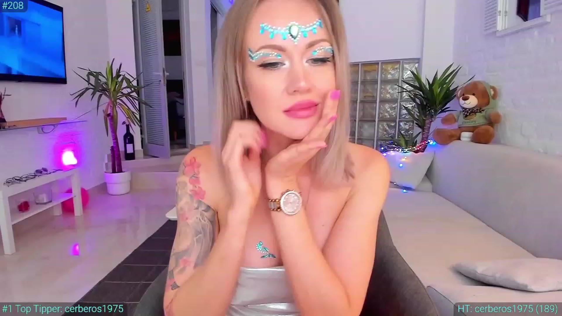 Gallery image thumbnail from AlexiAngel's myfreecams stream on, 10/31/2023, 09:05 image 3 of 20