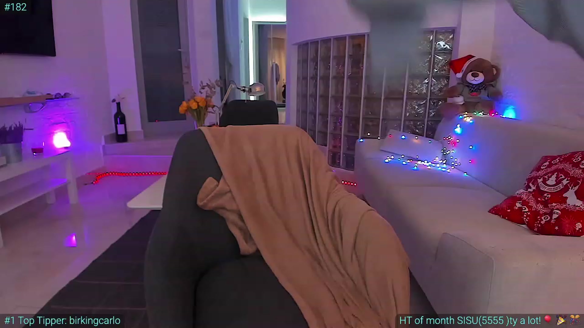 Gallery image thumbnail from AlexiAngel's myfreecams stream on, 12/28/2023, 08:03 image 13 of 20