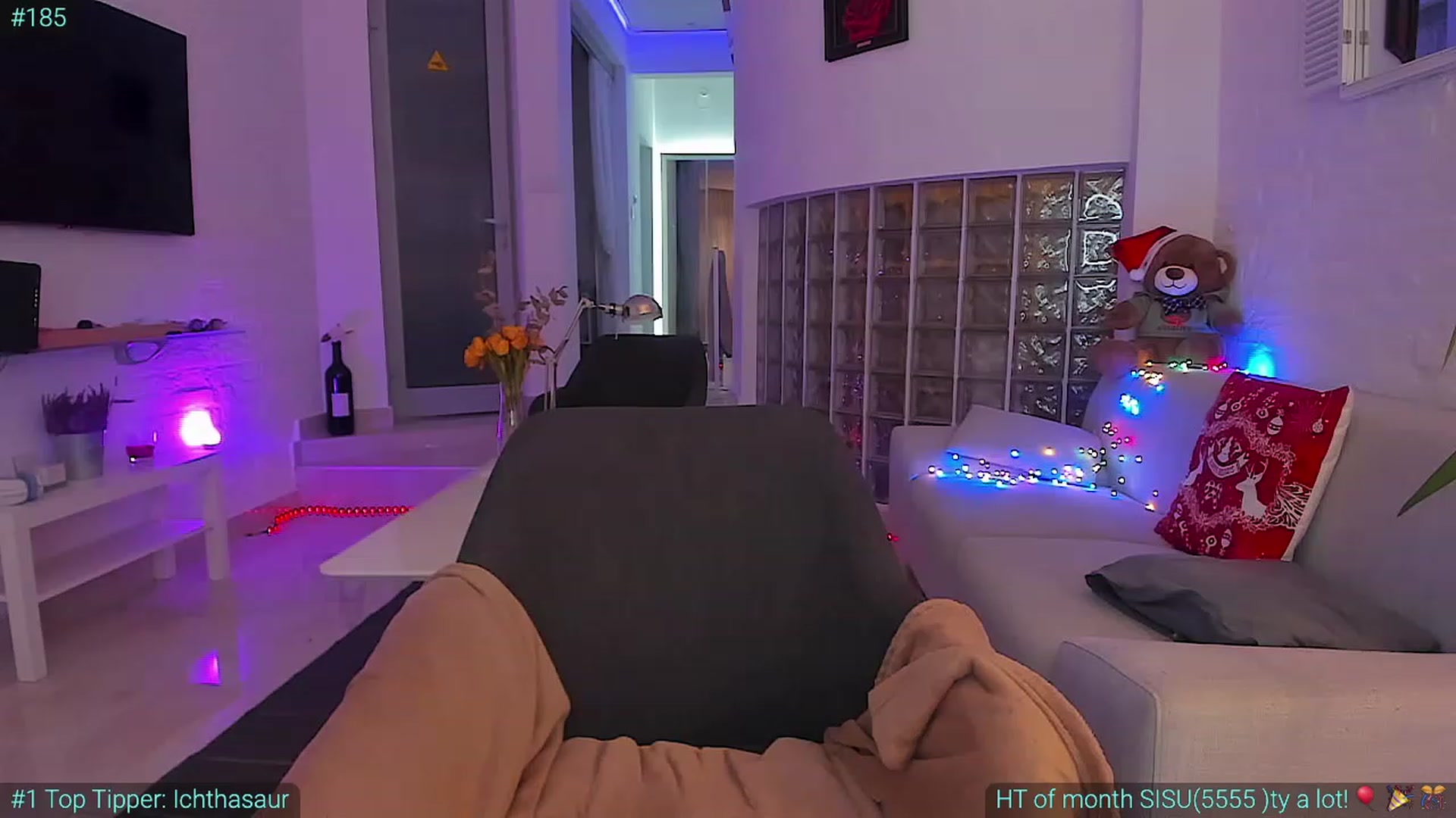 Gallery image thumbnail from AlexiAngel's myfreecams stream on, 12/31/2023, 06:59 image 19 of 20