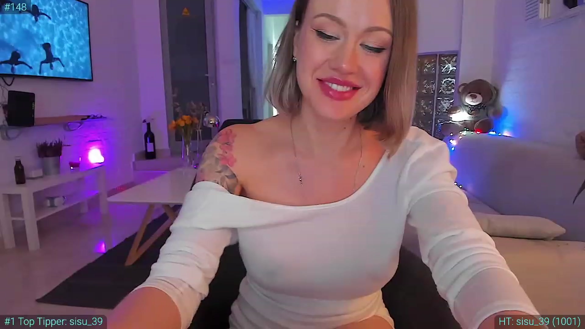 Gallery image thumbnail from AlexiAngel's myfreecams stream on, 02/06/2024, 18:56 image 17 of 20