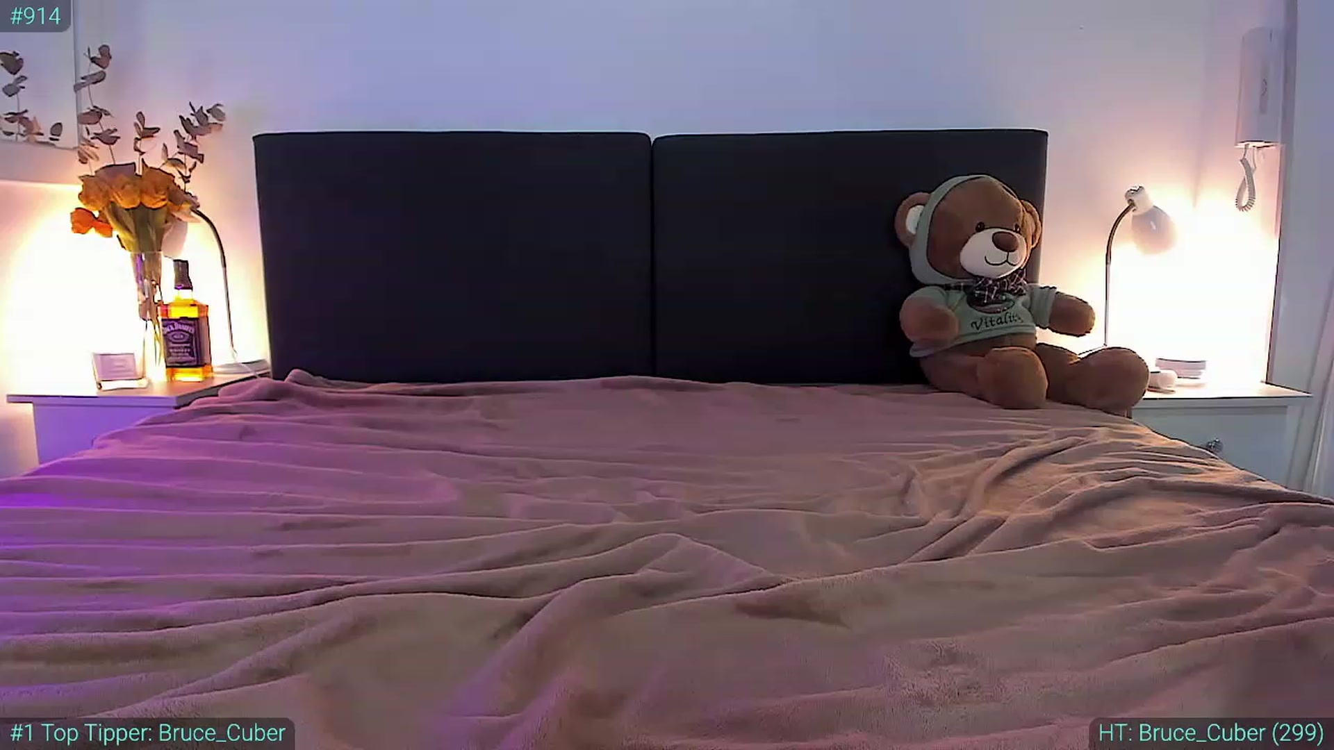 Gallery image thumbnail from AlexiAngel's myfreecams stream on, 03/06/2024, 07:38 image 8 of 20