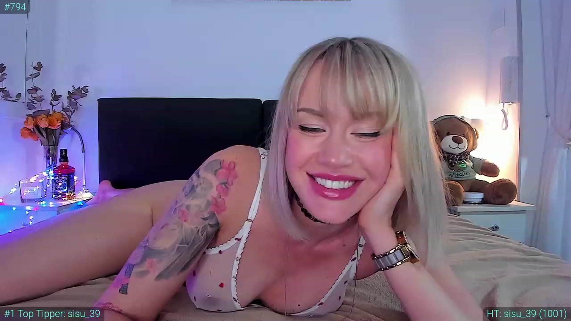 Gallery image thumbnail from AlexiAngel's myfreecams stream on, 03/08/2024, 17:01 image 9 of 20